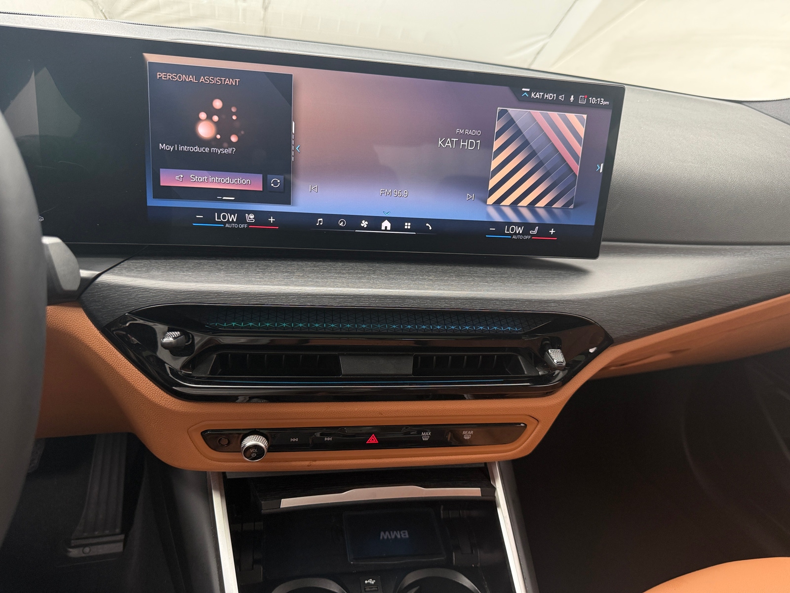 Thumbnail: 2026 BMW 3 Series - 3