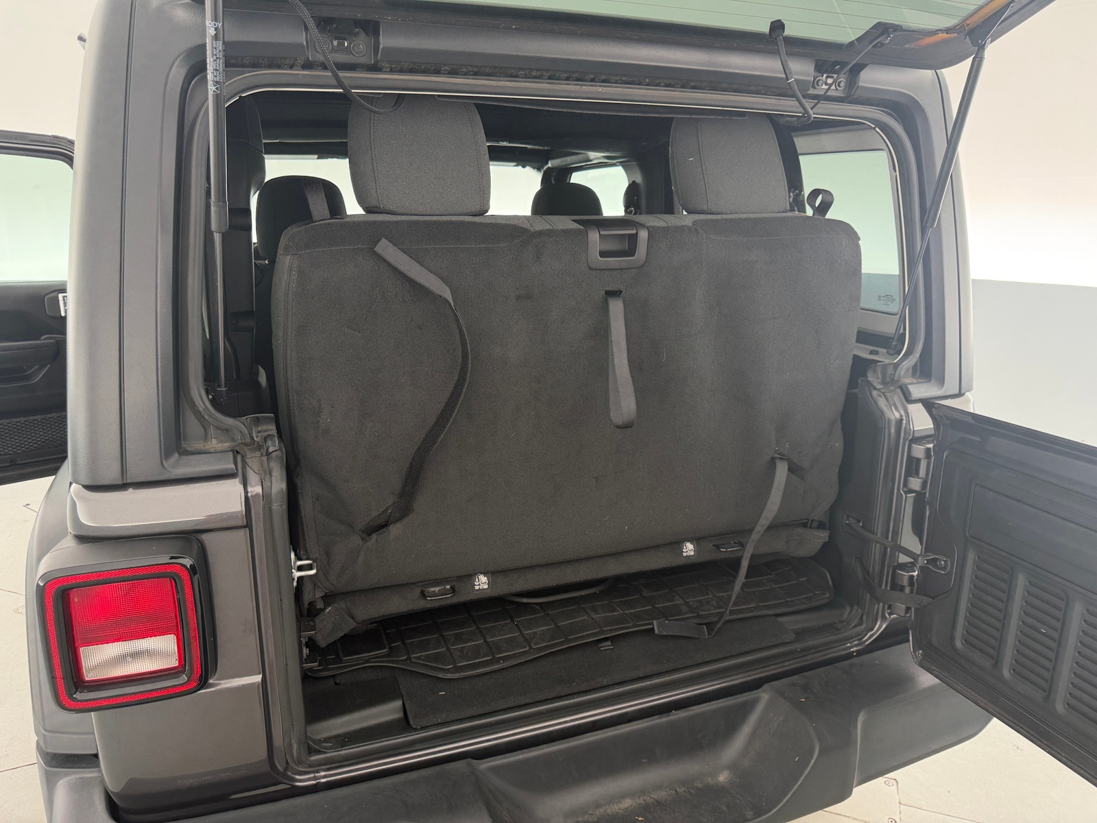 Thumbnail: 2024 Jeep Wrangler - 6