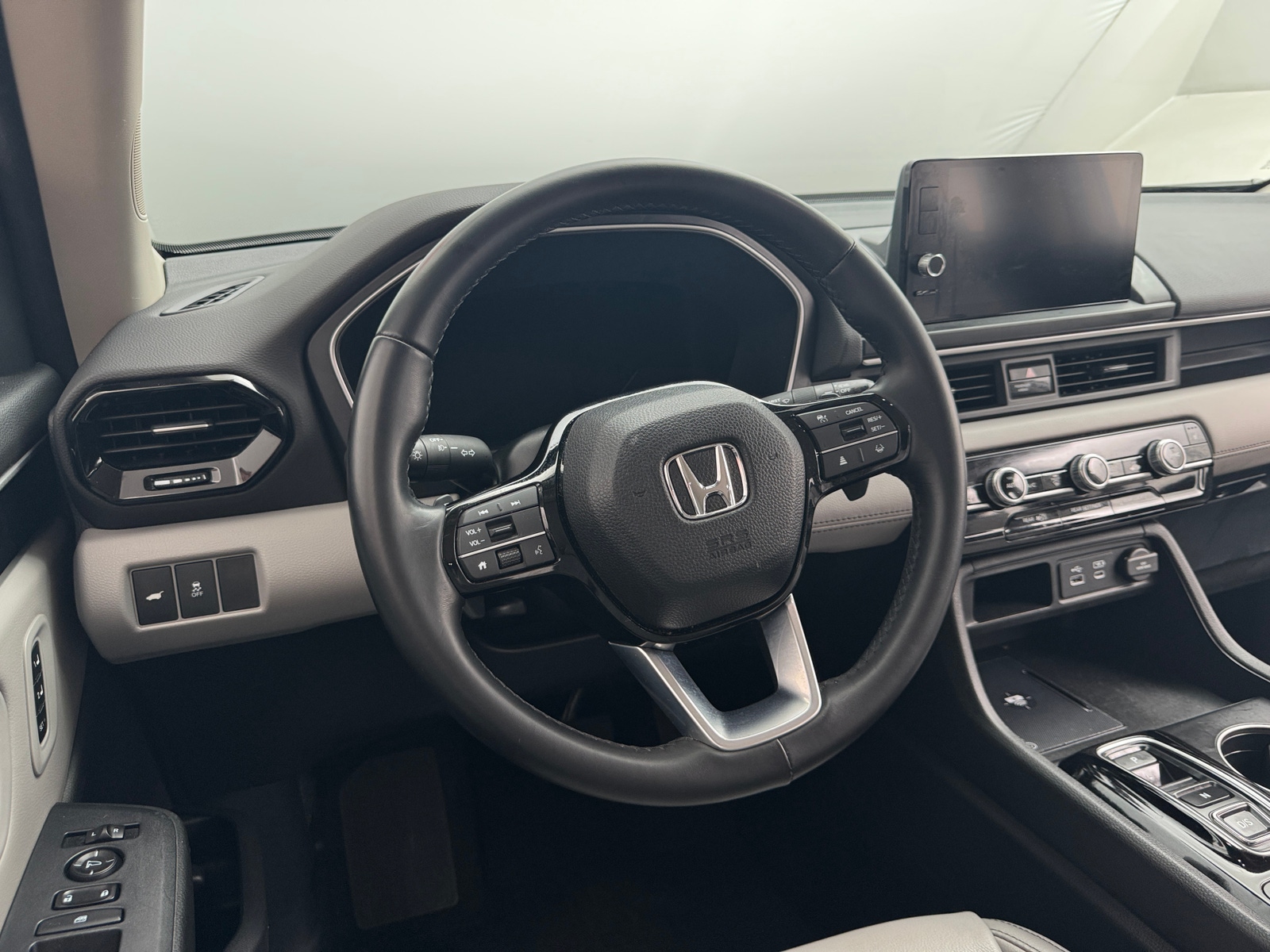 Thumbnail: 2025 Honda Pilot - 4