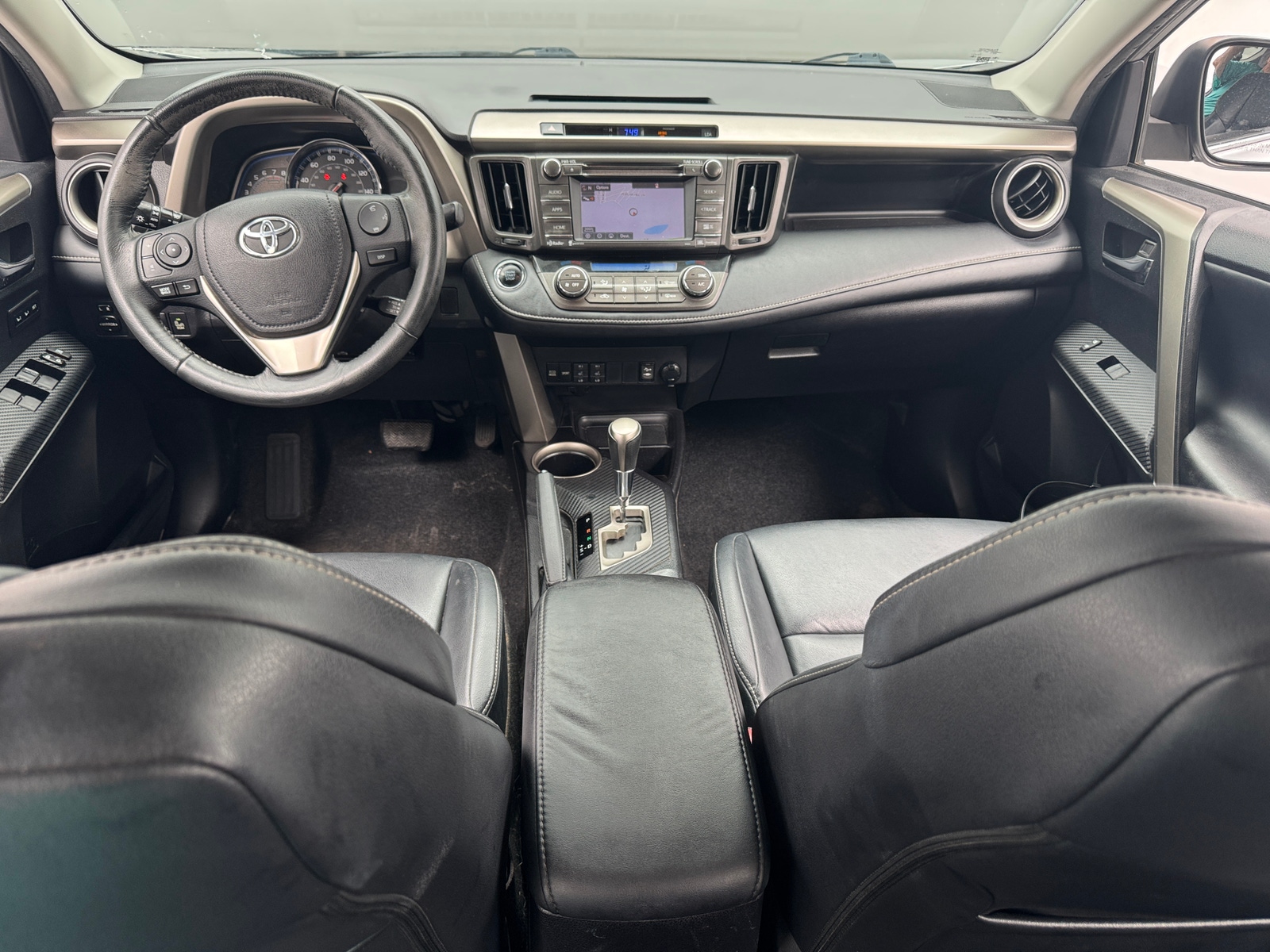 Thumbnail: 2015 Toyota RAV4 - 2