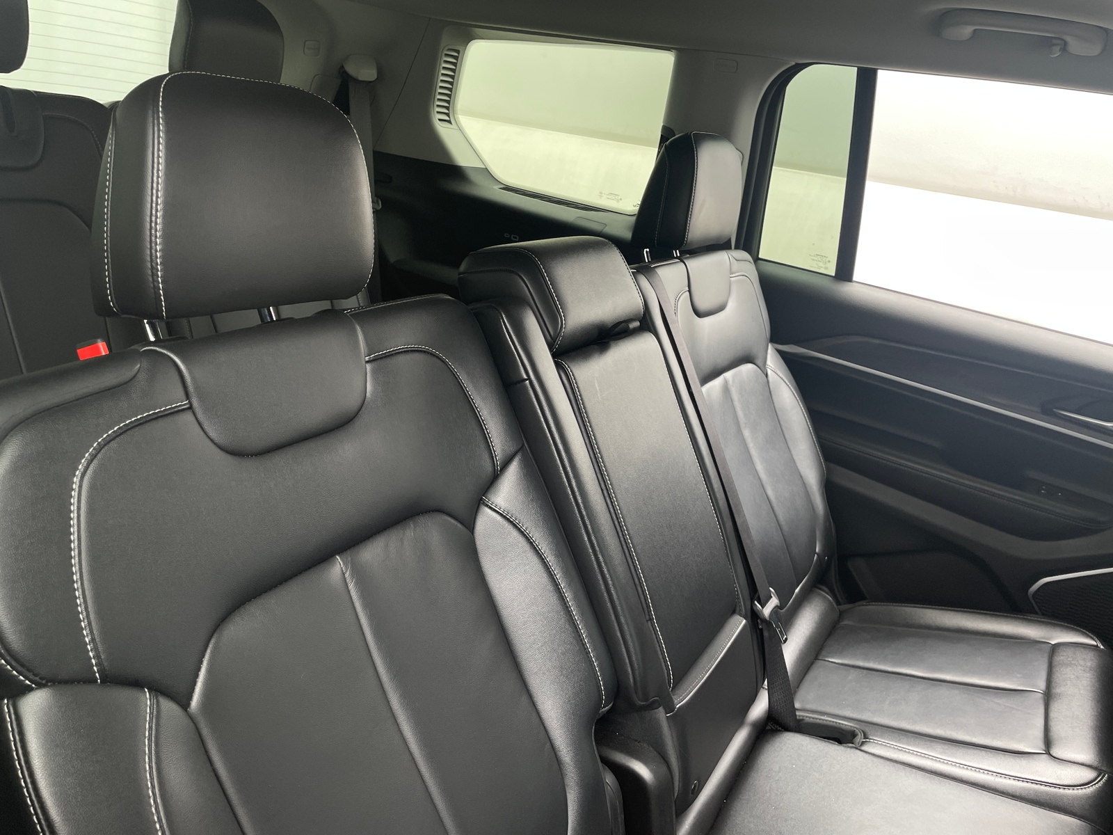 Thumbnail: 2021 Jeep Grand Cherokee L - 5