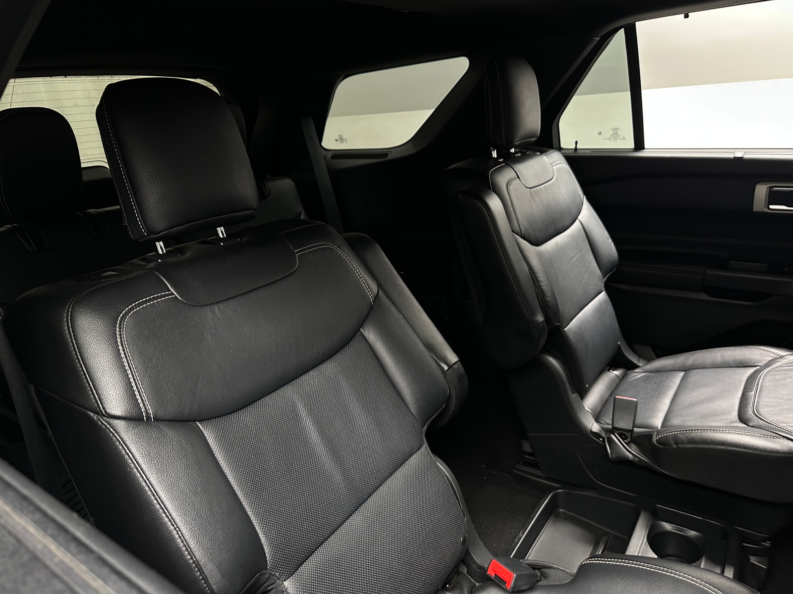 Thumbnail: 2020 Ford Explorer - 5