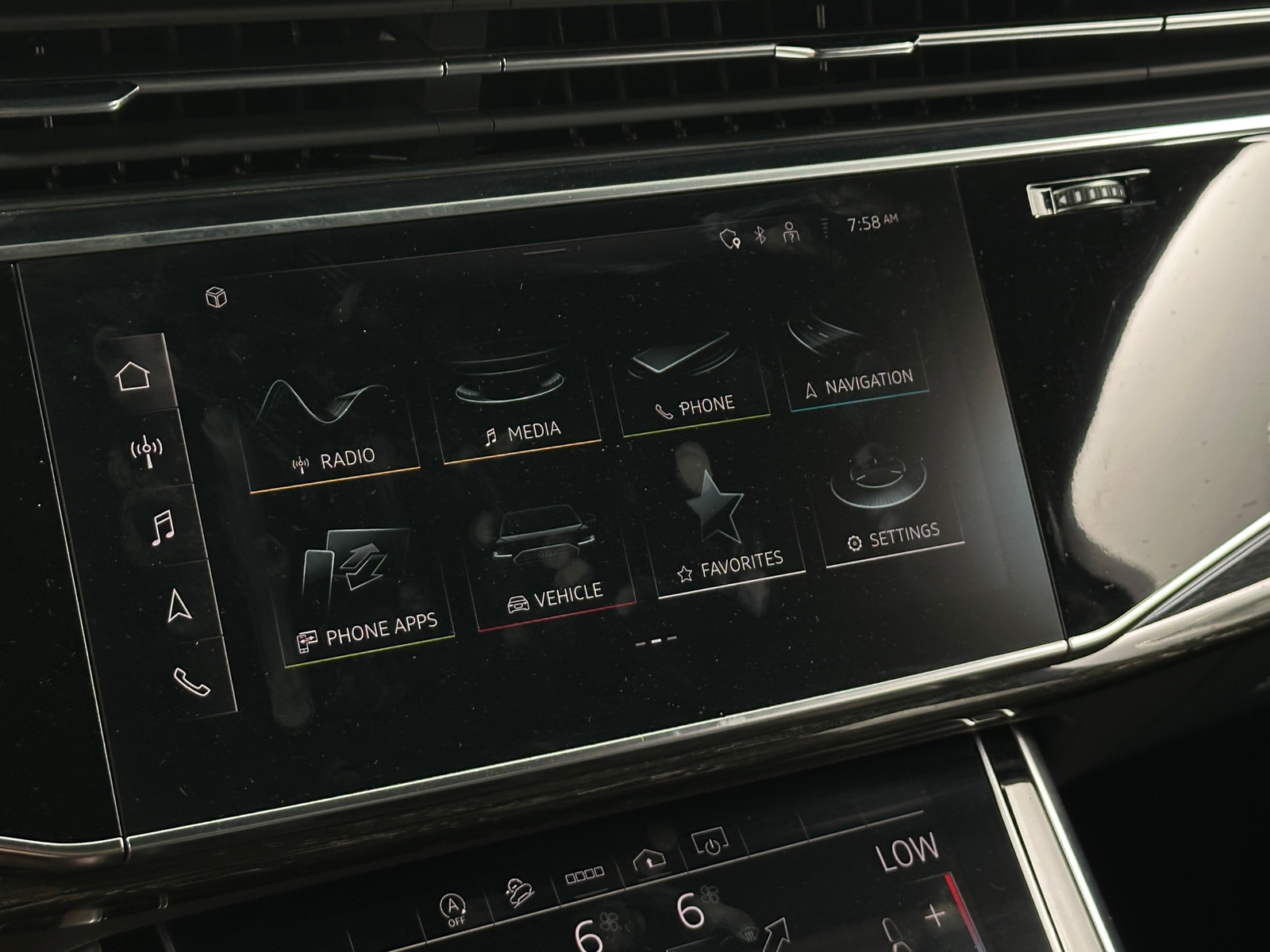 Thumbnail: 2021 Audi Q7 - 3
