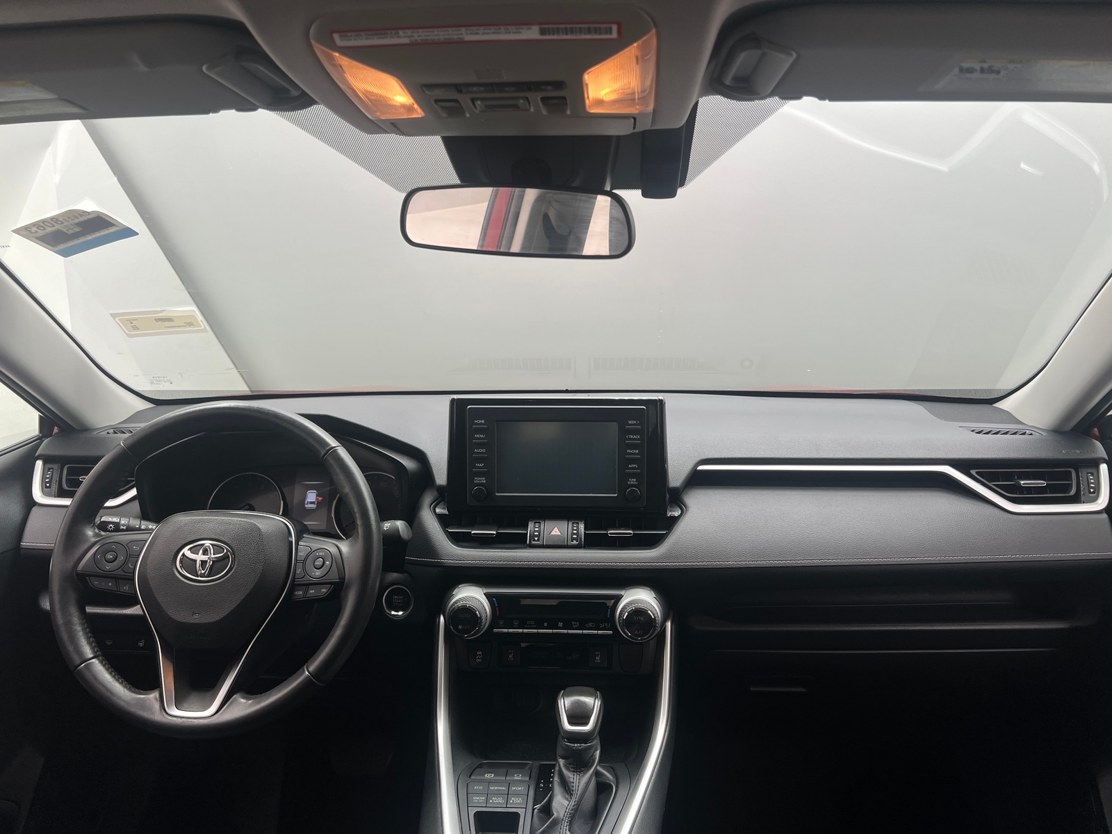 Thumbnail: 2019 Toyota RAV4 - 2