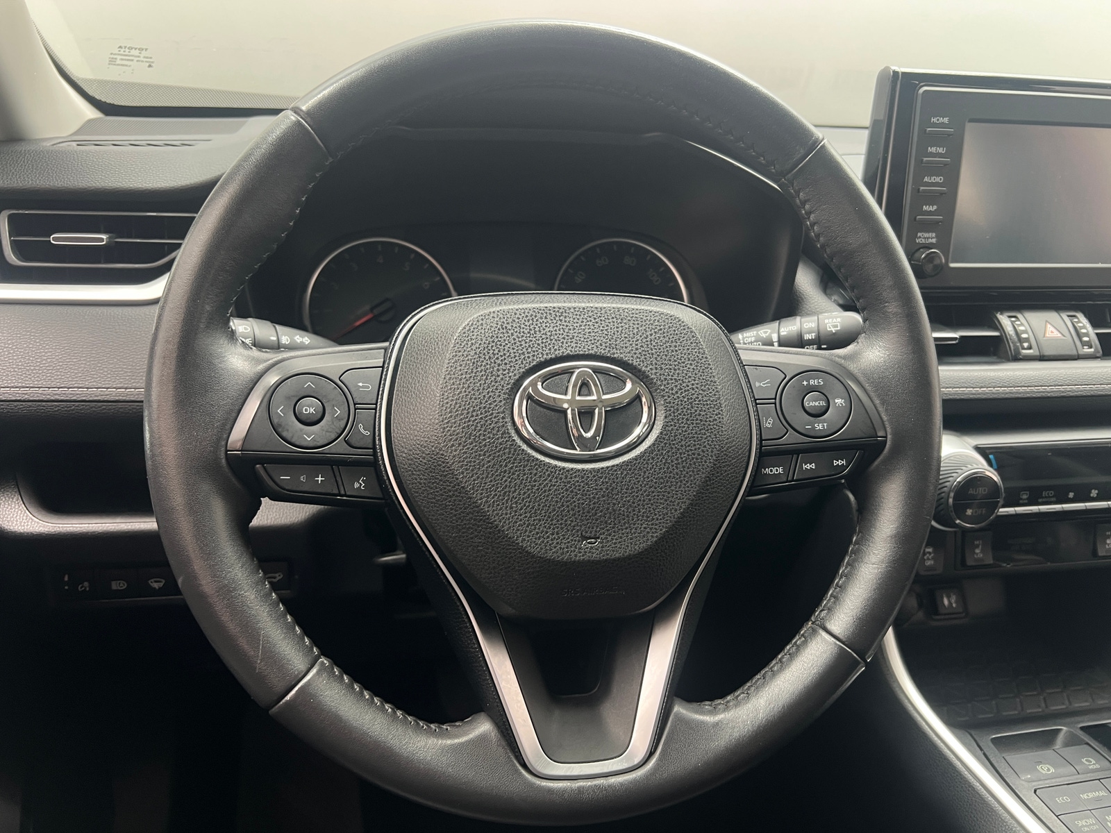 Thumbnail: 2019 Toyota RAV4 - 4