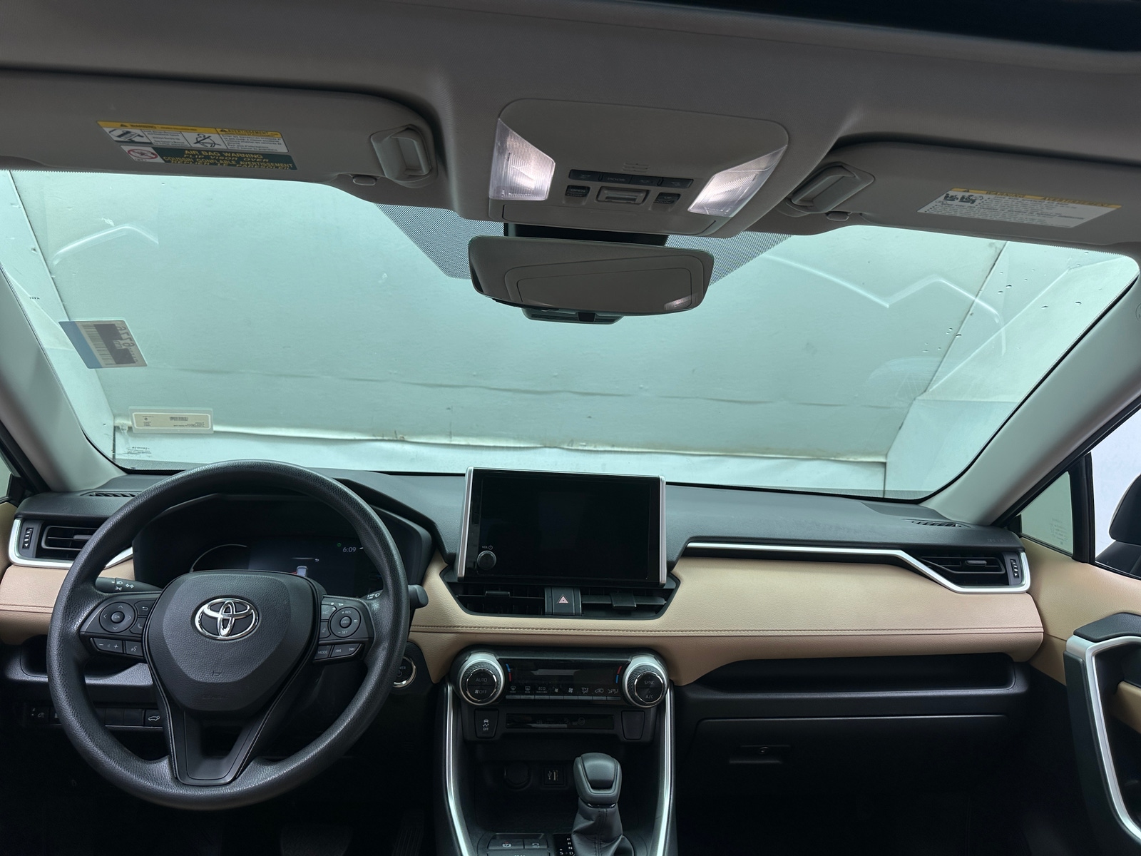 Thumbnail: 2023 Toyota RAV4 - 3