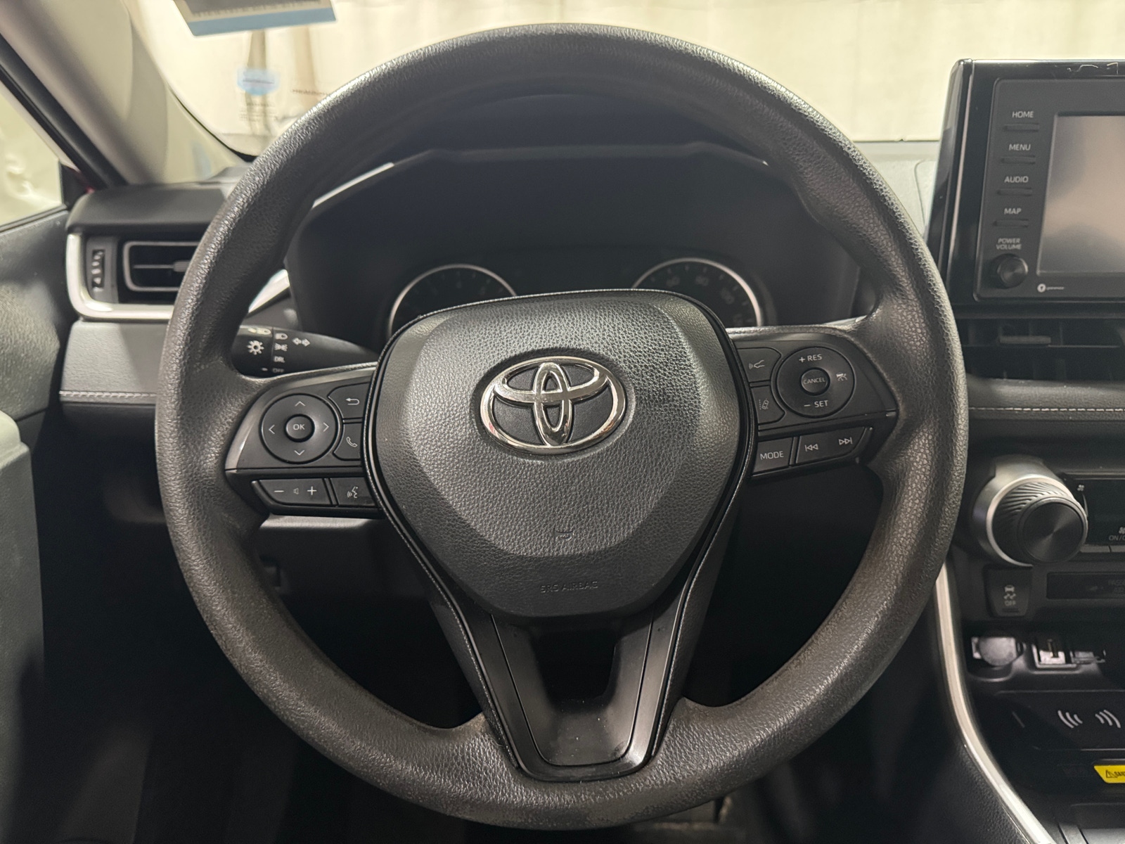 Thumbnail: 2022 Toyota RAV4 - 5