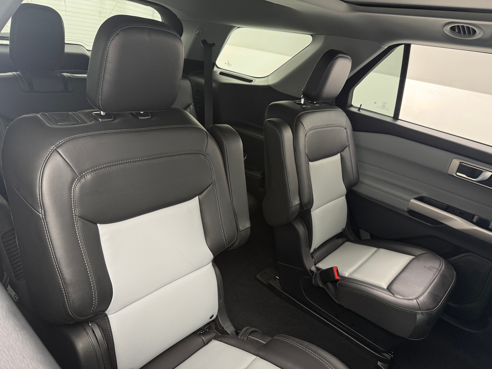 Thumbnail: 2024 Ford Explorer - 5