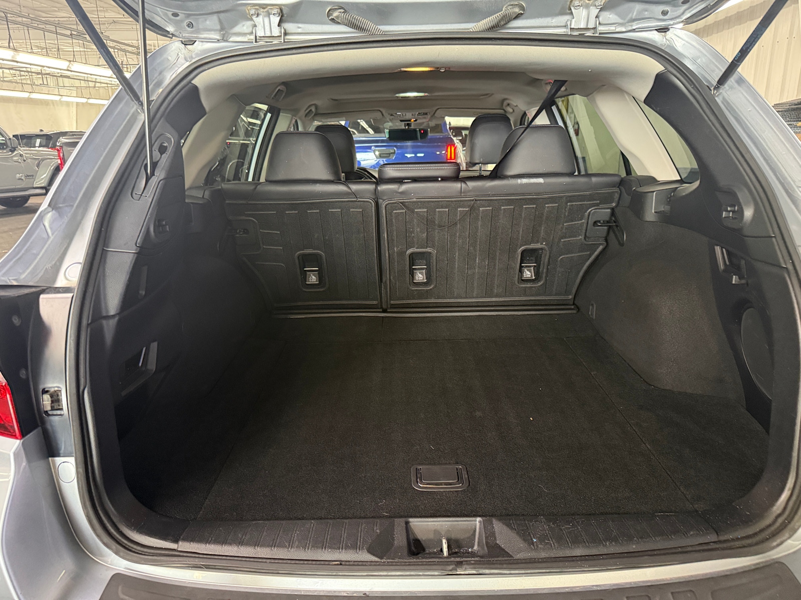 Thumbnail: 2018 Subaru Outback - 6
