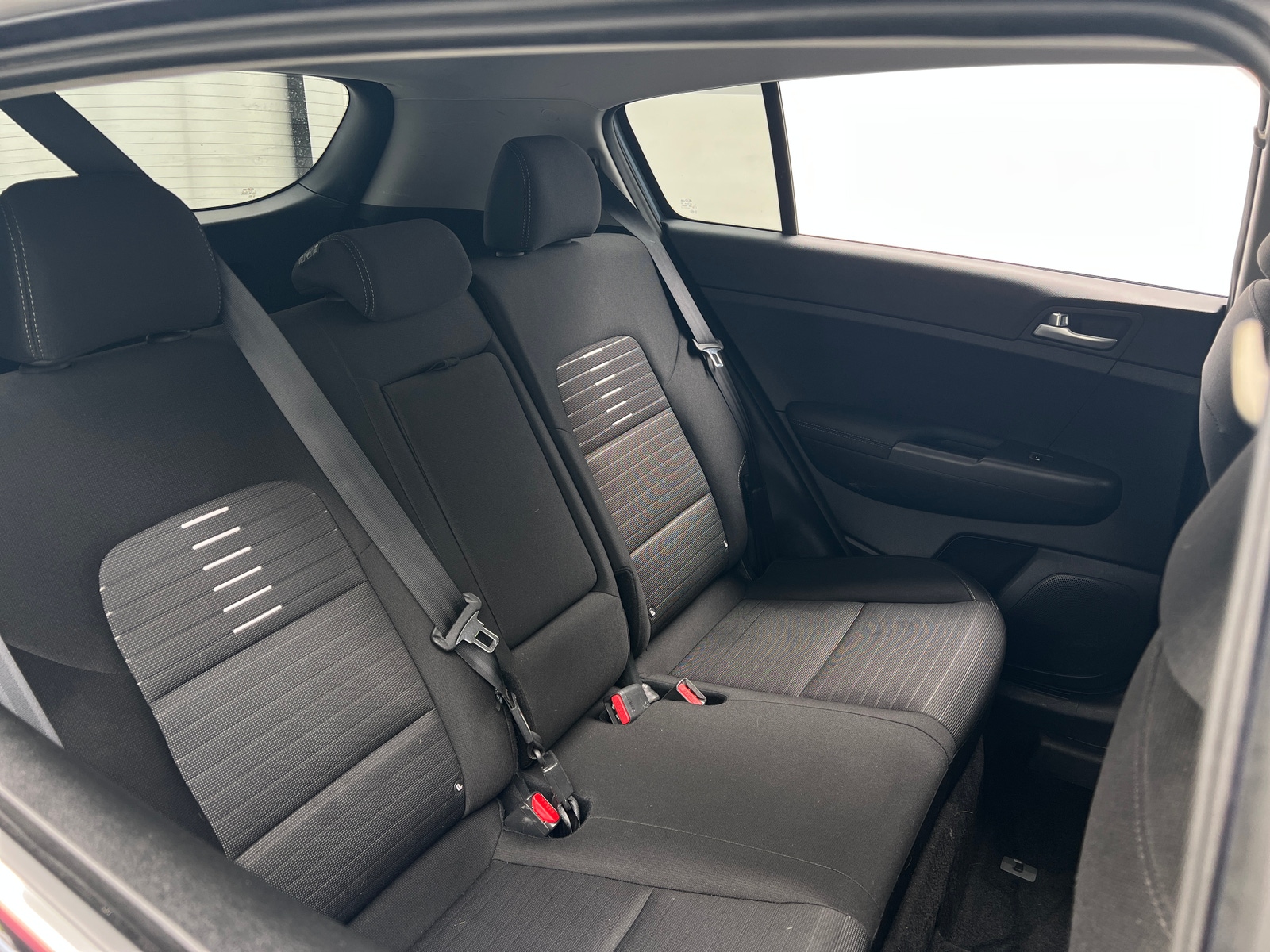 Thumbnail: 2022 Kia Sportage - 6