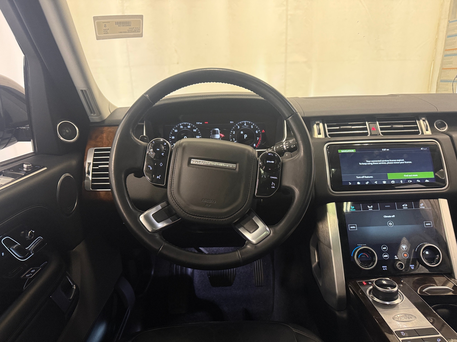 Thumbnail: 2020 Land Rover Range Rover - 4