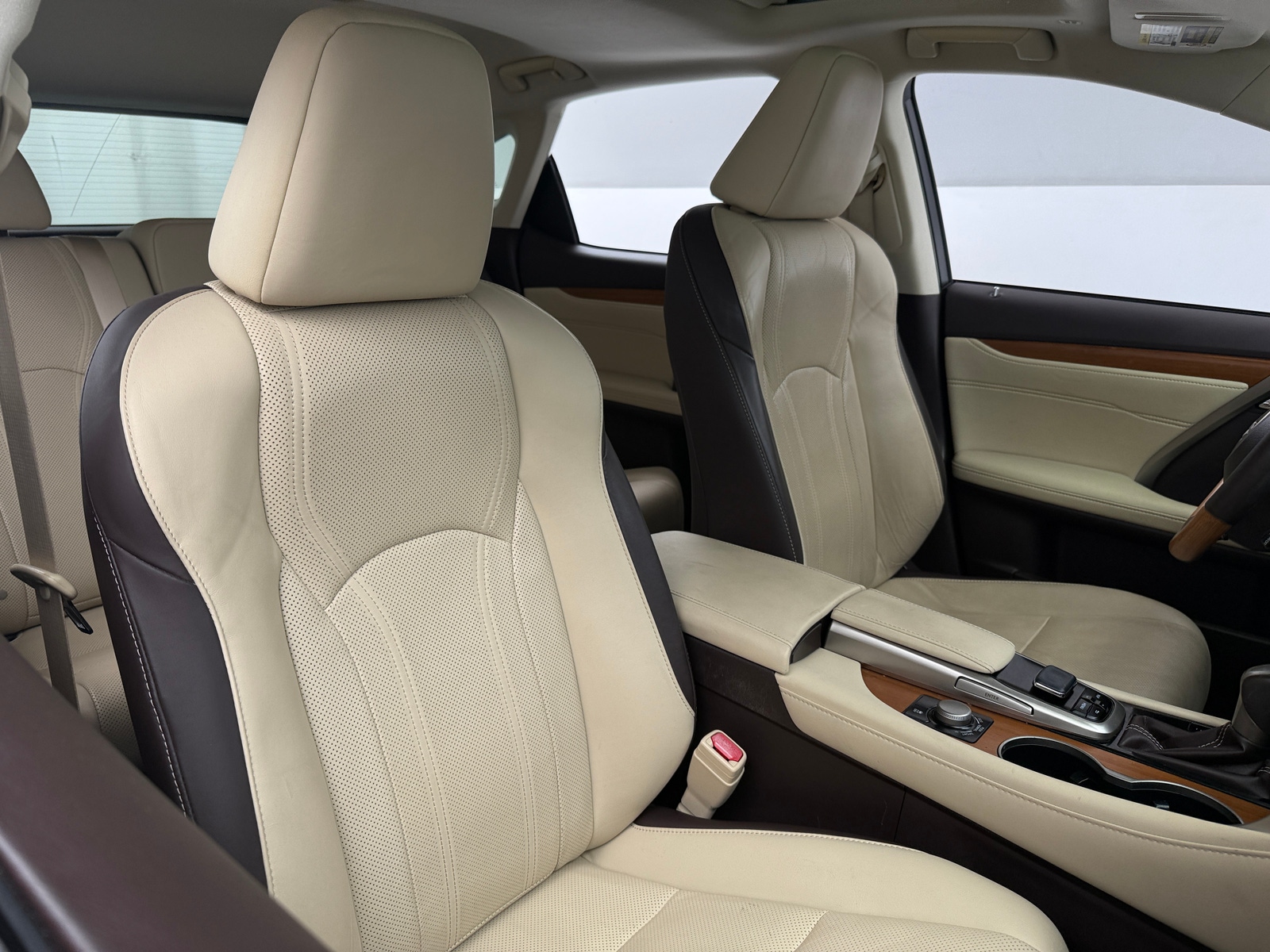 Thumbnail: 2017 Lexus RX - 2