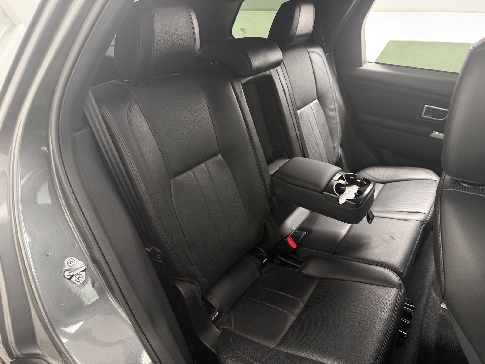 Thumbnail: 2018 Land Rover Discovery Sport - 5