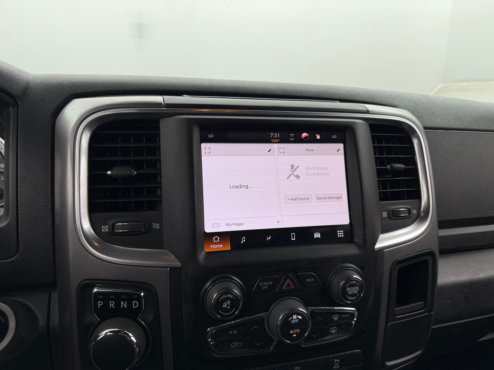Thumbnail: 2022 RAM 1500 Classic - 4