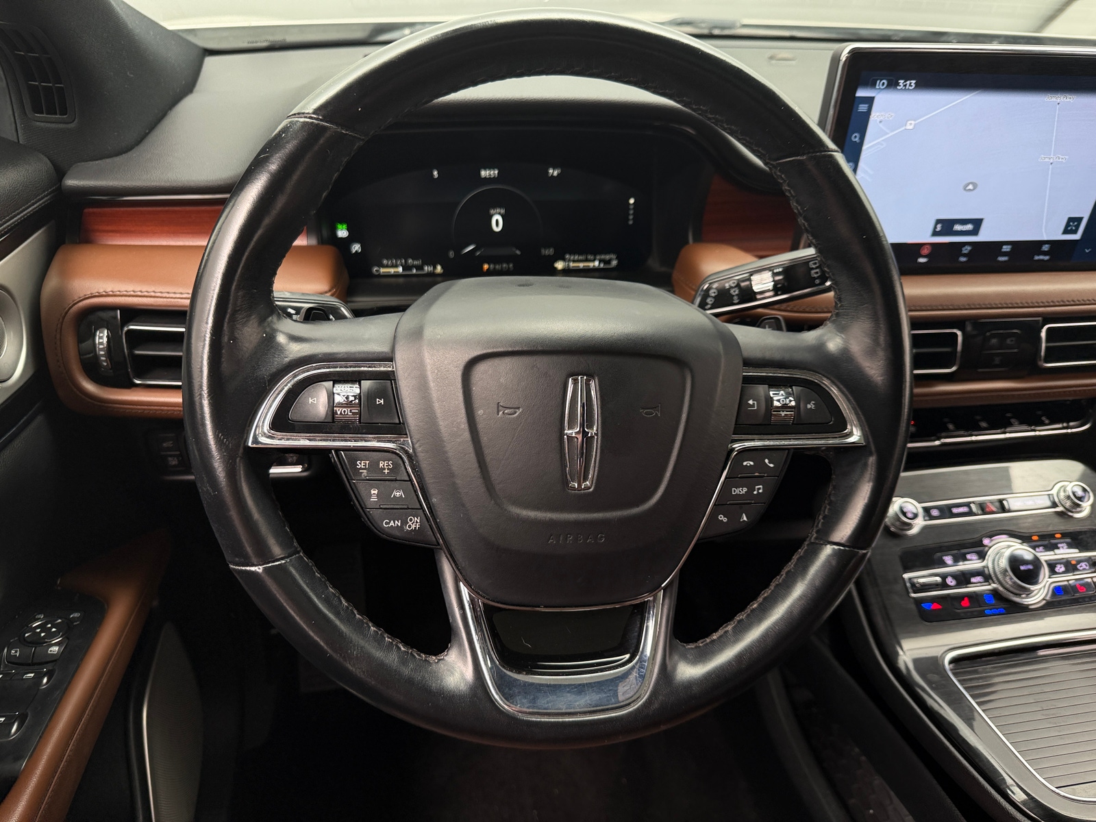 Thumbnail: 2022 Lincoln Nautilus - 4