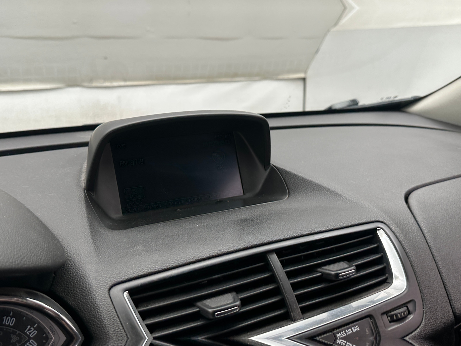 Thumbnail: 2015 Buick Encore - 3