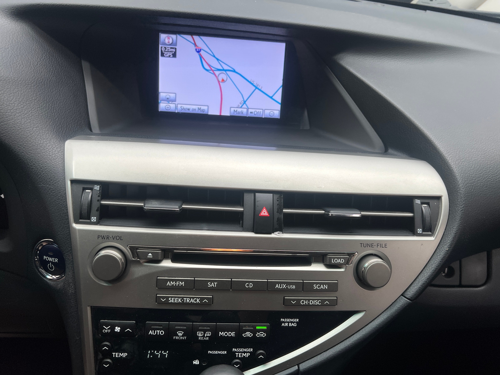 Thumbnail: 2011 Lexus RX - 4