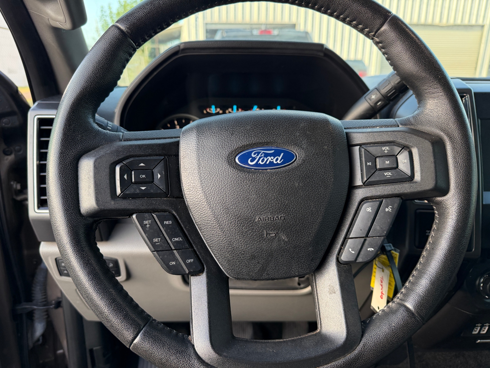 Thumbnail: 2018 Ford Econoline - 5
