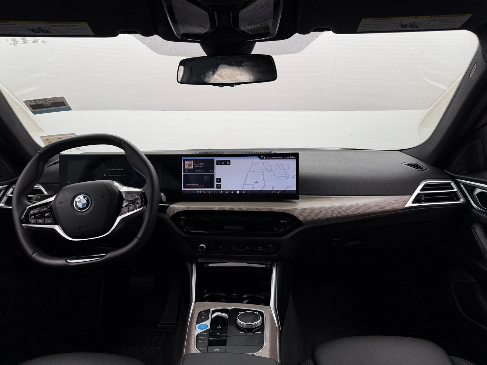 Thumbnail: 2025 BMW i4 - 2