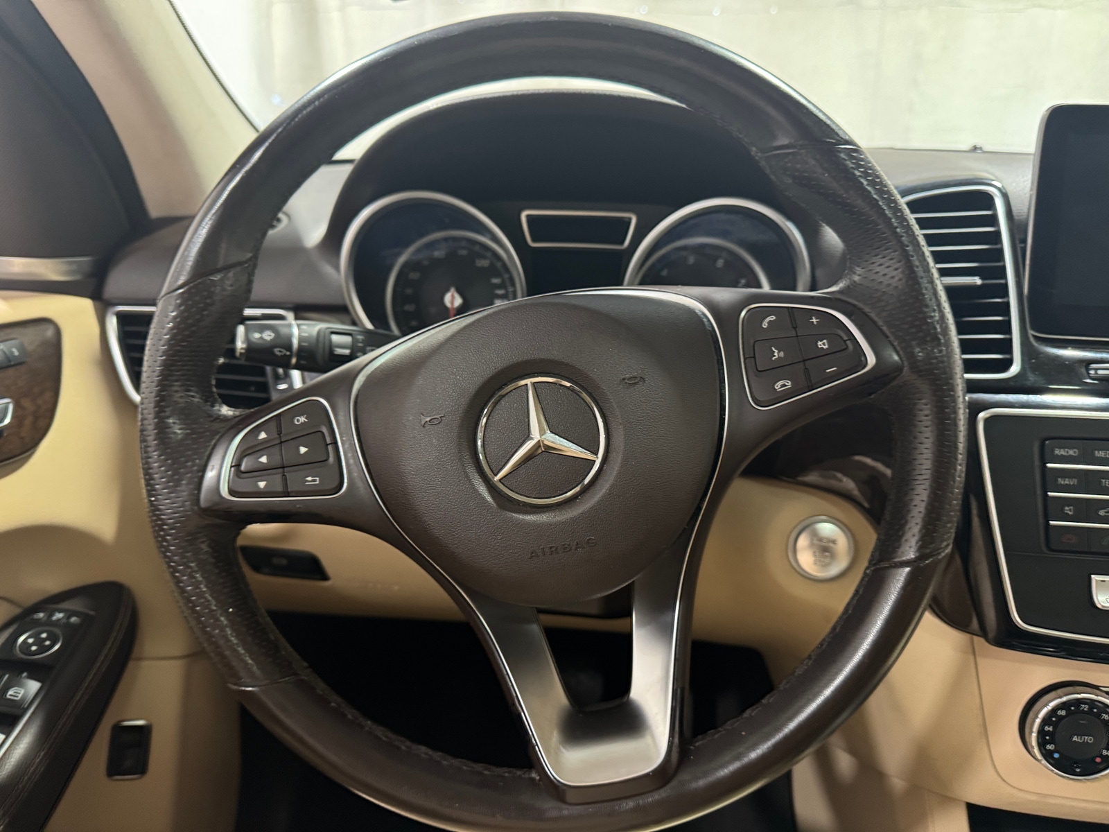 Thumbnail: 2018 Mercedes-Benz GLE - 5
