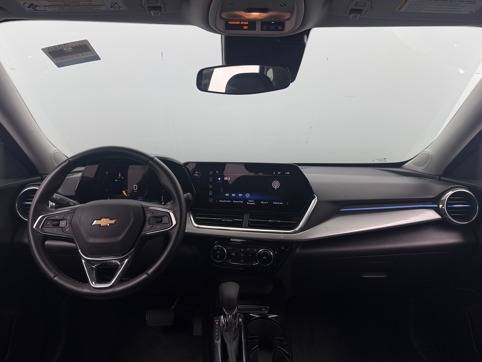 Thumbnail: 2025 Chevrolet Trax - 2