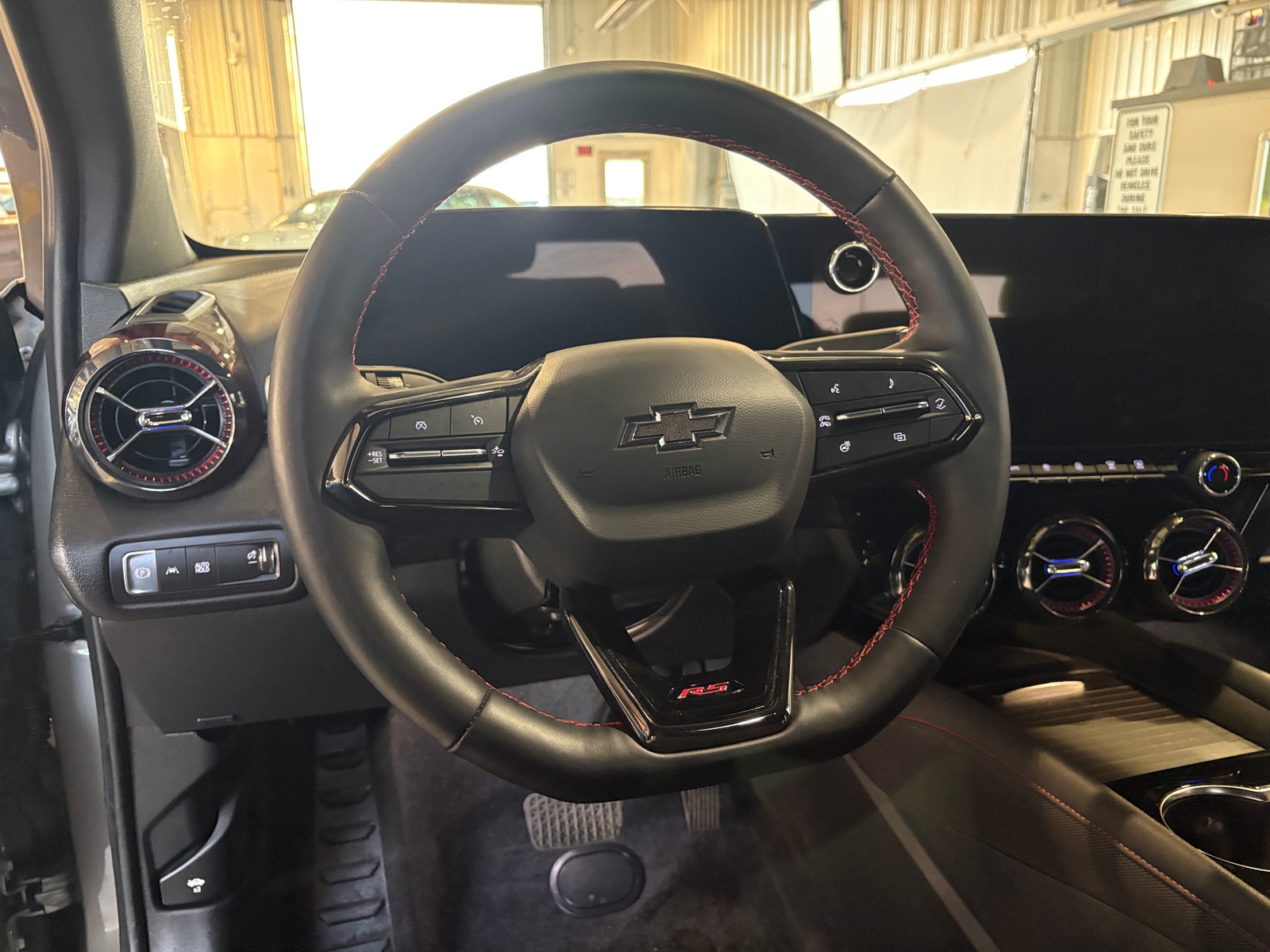 Thumbnail: 2024 Chevrolet Blazer EV - 4