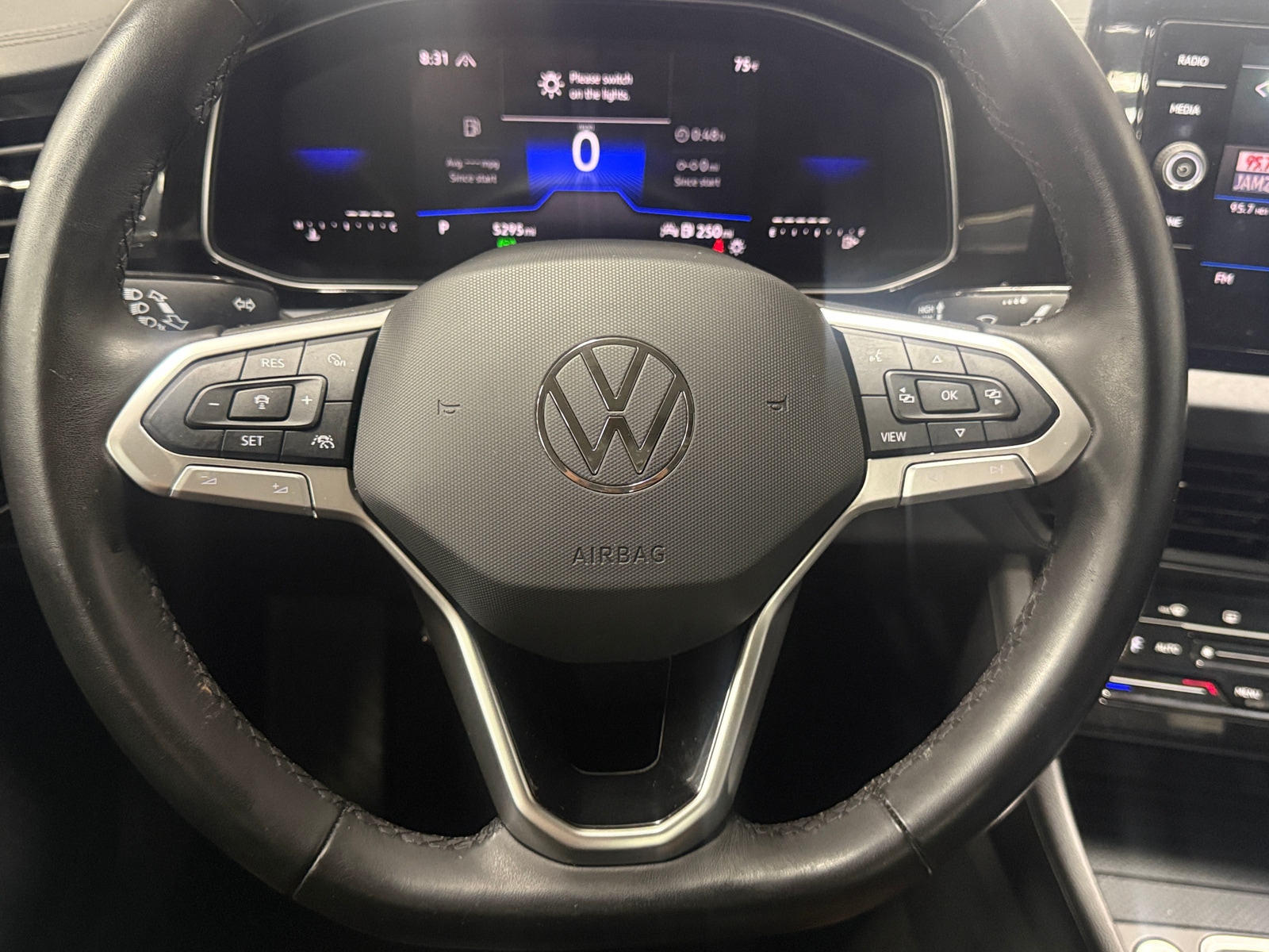 Thumbnail: 2025 Volkswagen Jetta - 4