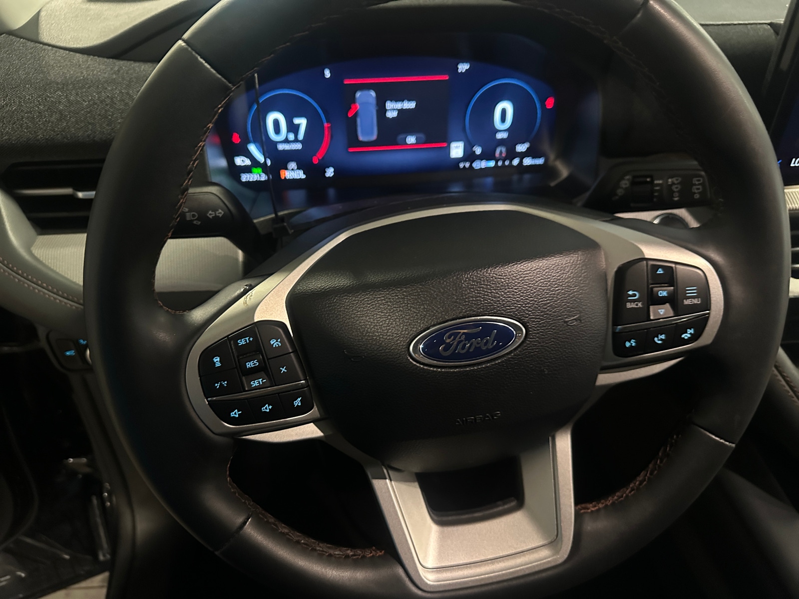 Thumbnail: 2025 Ford Explorer - 5