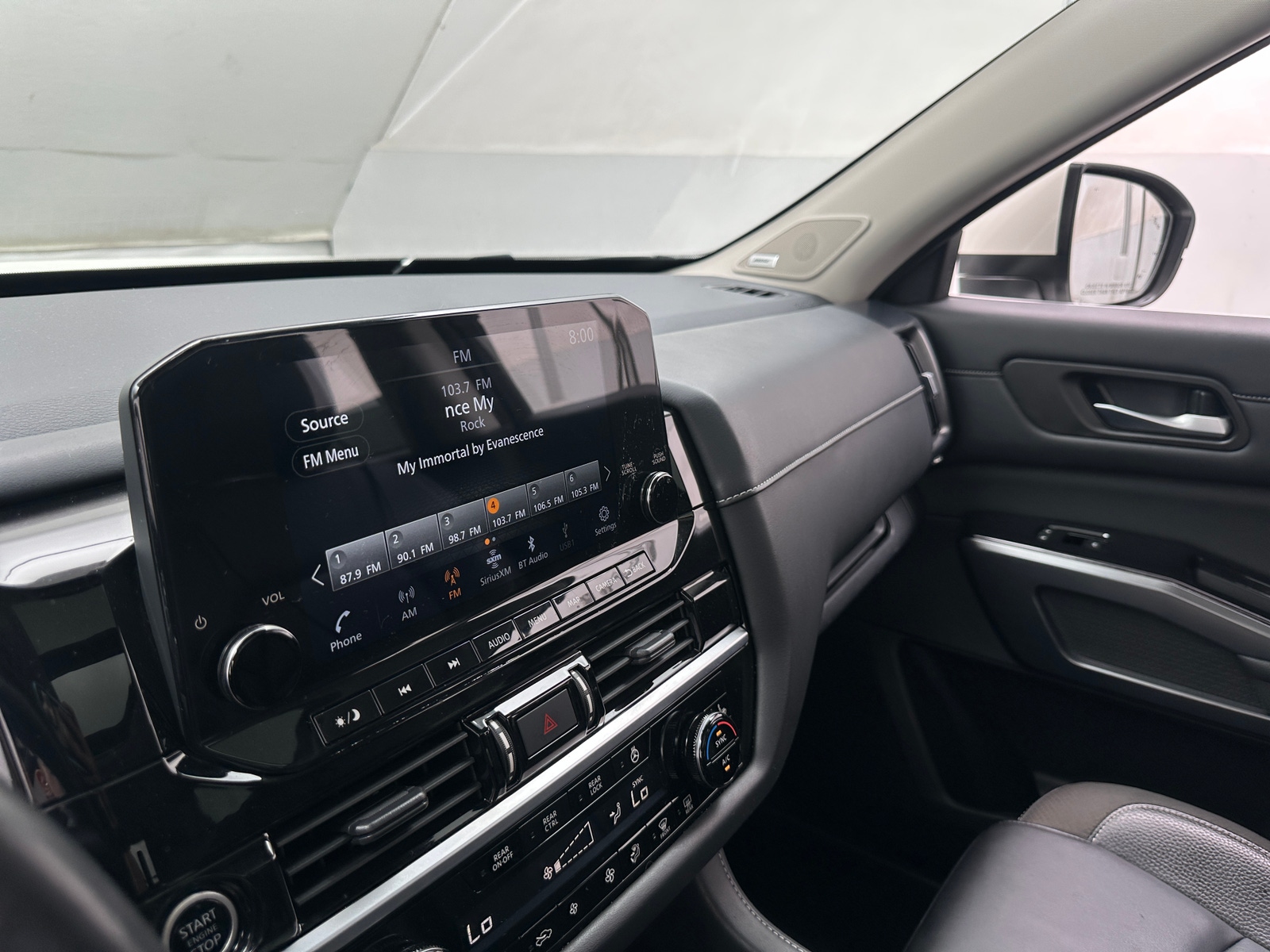 Thumbnail: 2022 Nissan Pathfinder - 3