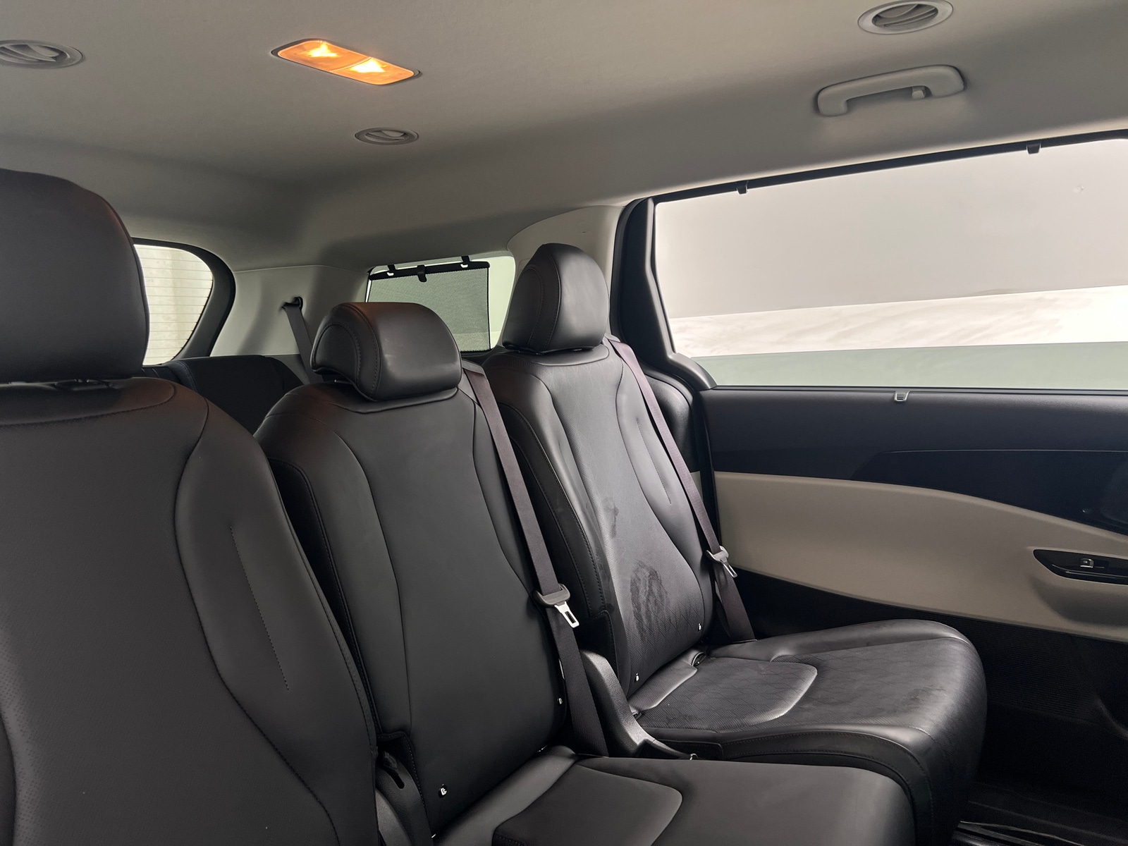 Thumbnail: 2023 Kia Carnival - 5