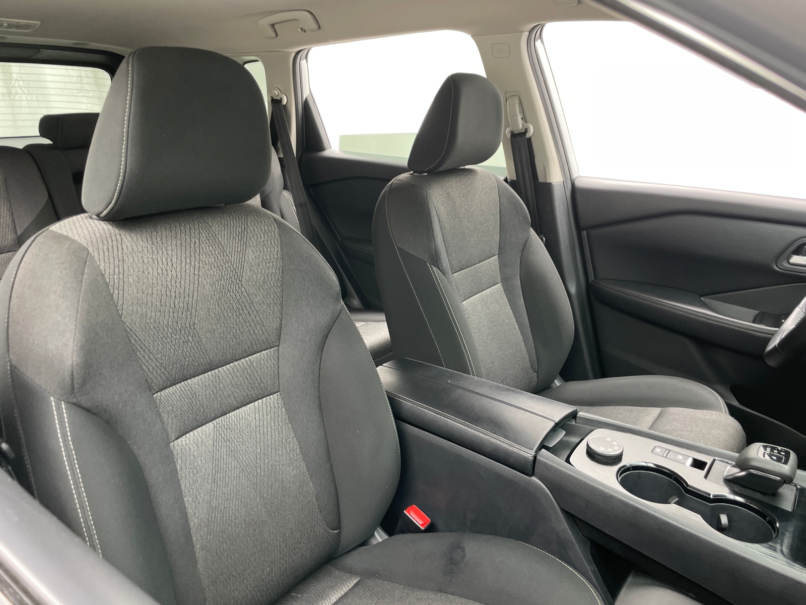 Thumbnail: 2025 Nissan Rogue - 2