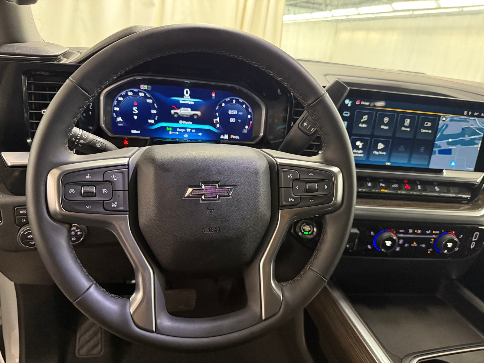 Thumbnail: 2026 Chevrolet Silverado 3500 - 5