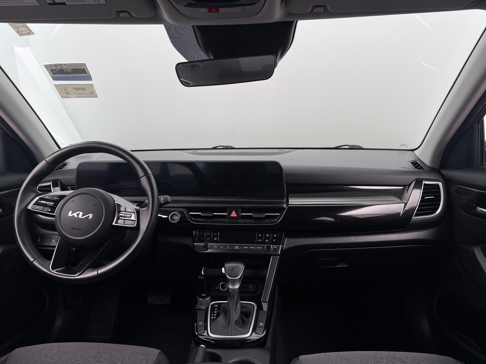 Thumbnail: 2024 Kia Seltos - 2
