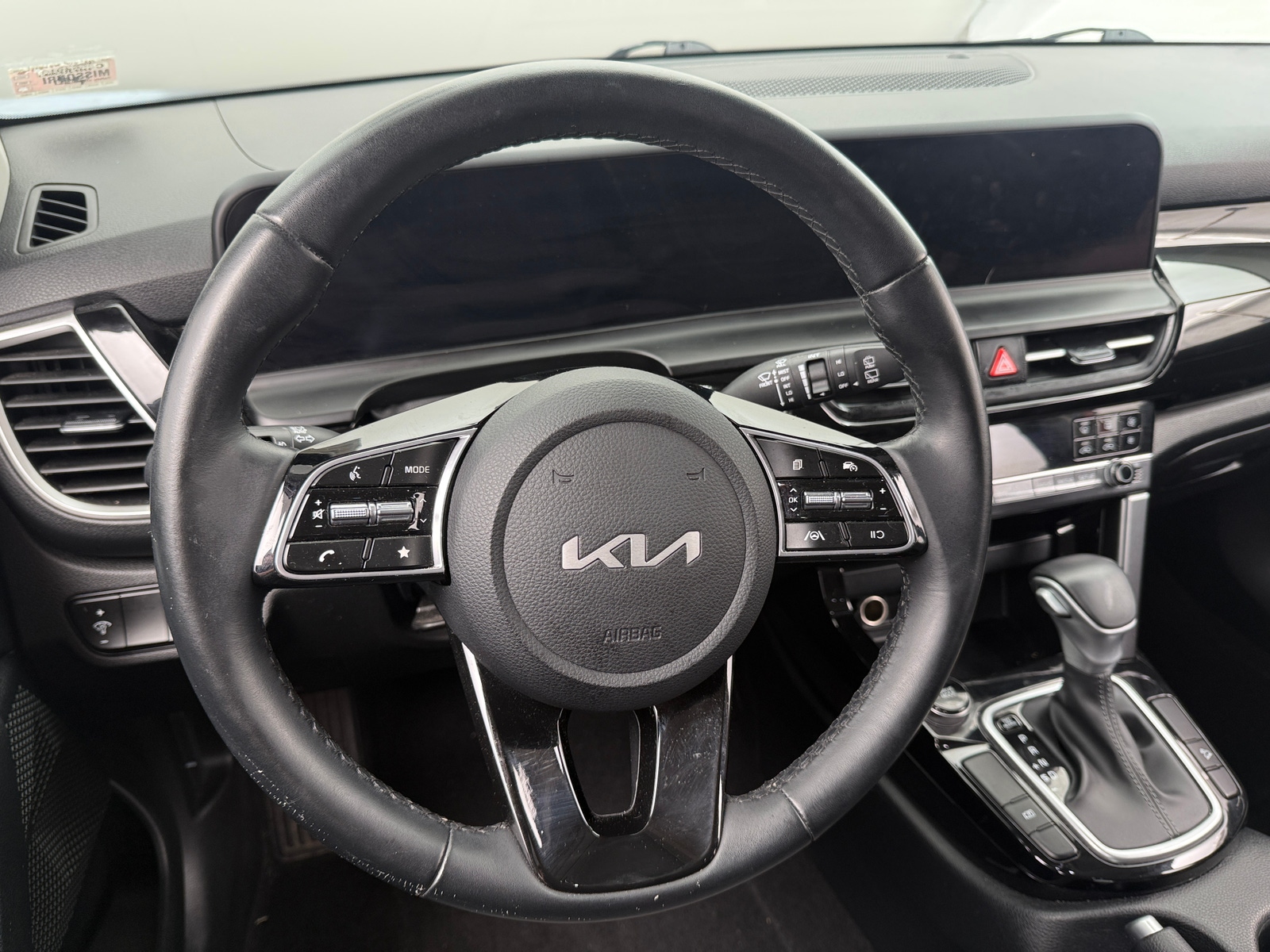 Thumbnail: 2024 Kia Seltos - 4