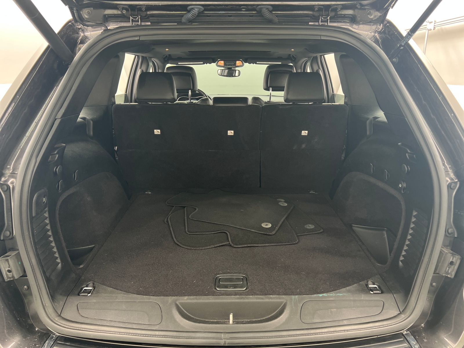 Thumbnail: 2020 Jeep Grand Cherokee - 6