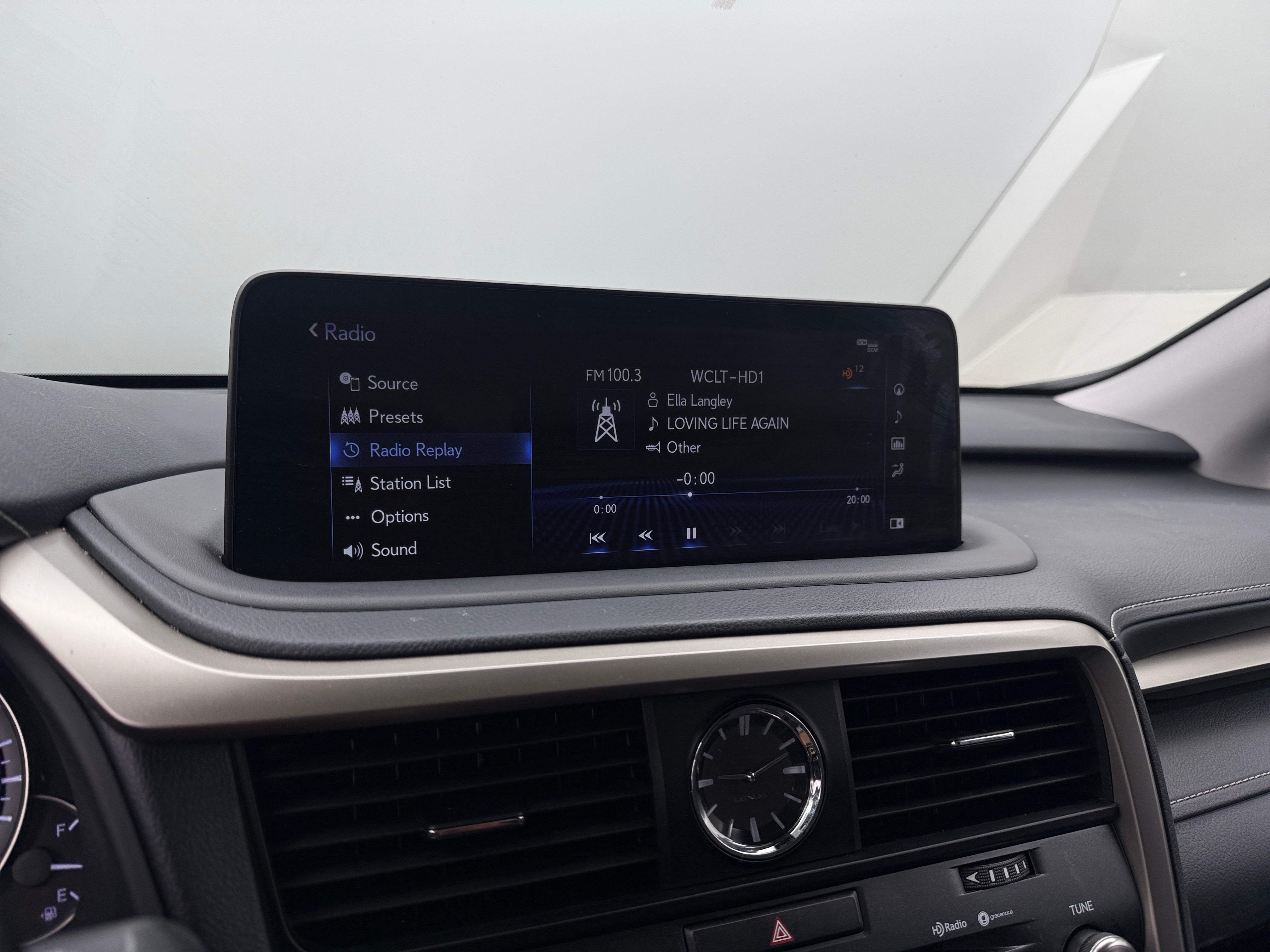 2020 Lexus RX 350 - Photo 12