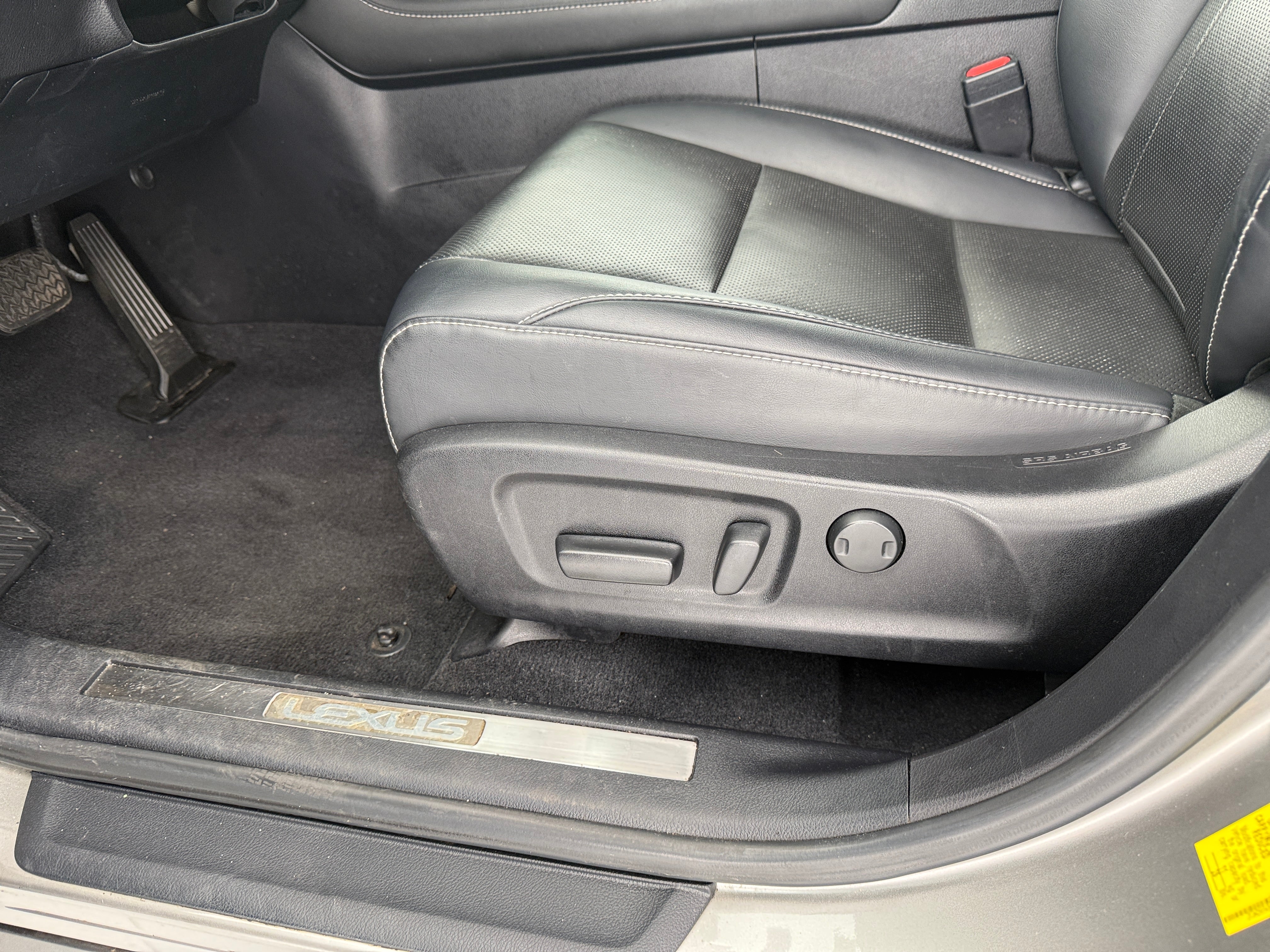2020 Lexus RX 350 - Photo 19
