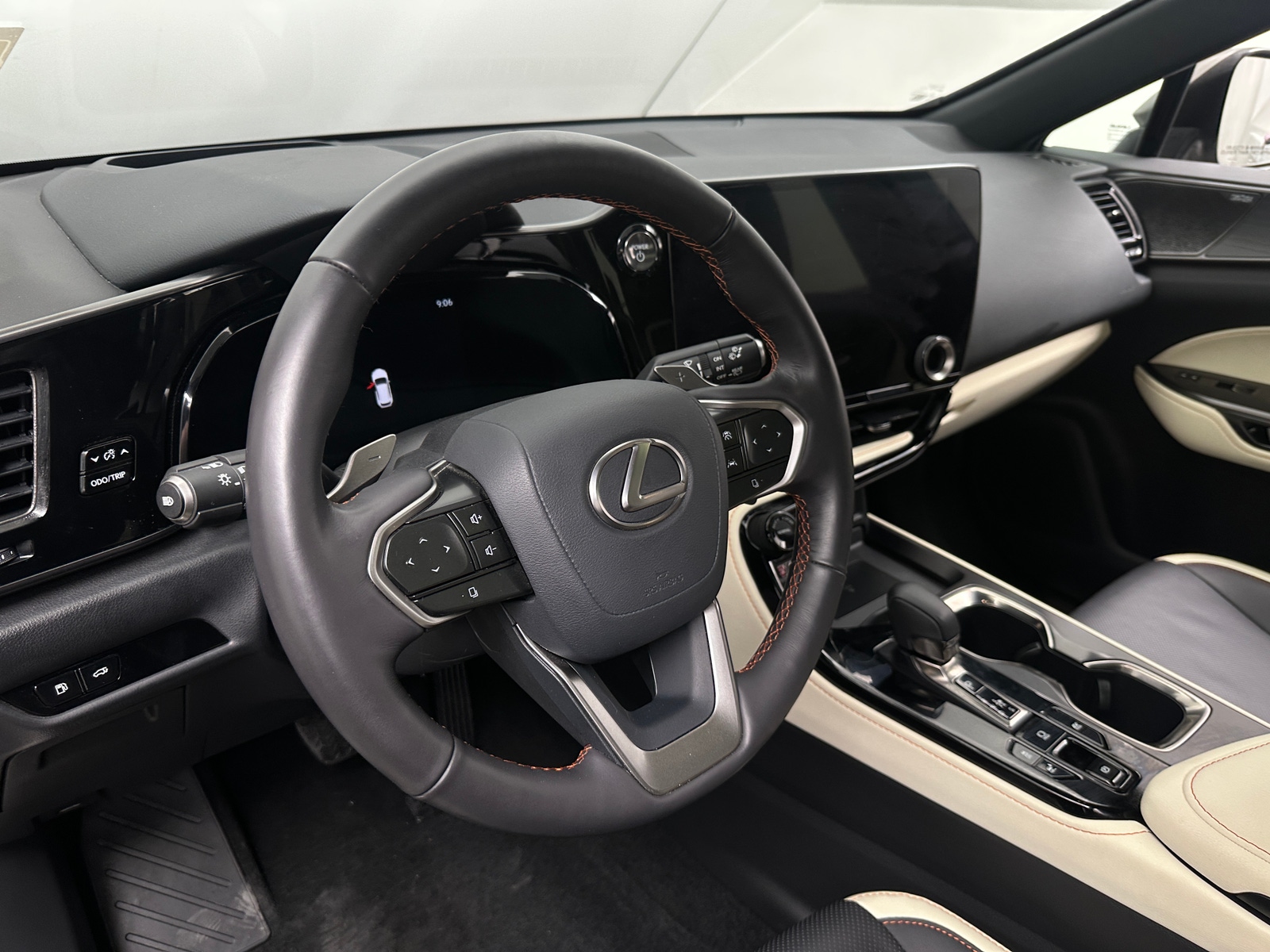 Thumbnail: 2024 Lexus NX - 4