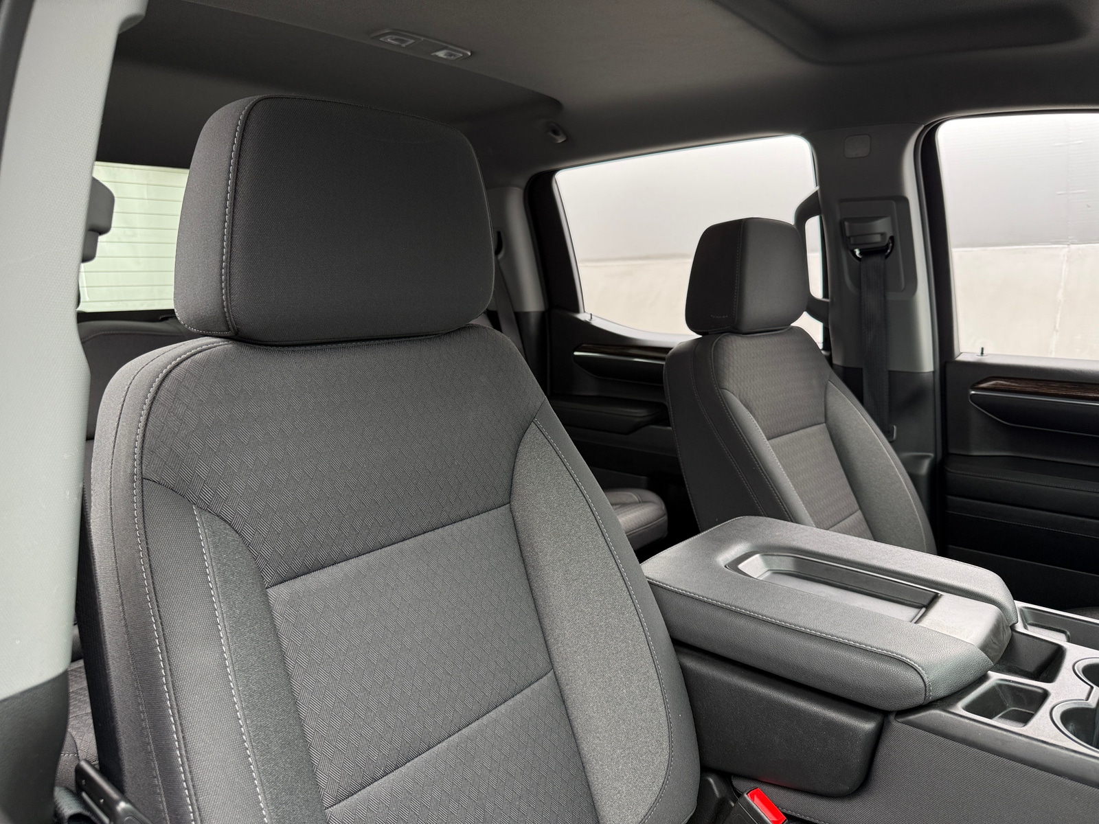 Thumbnail: 2024 GMC Sierra 1500 - 2