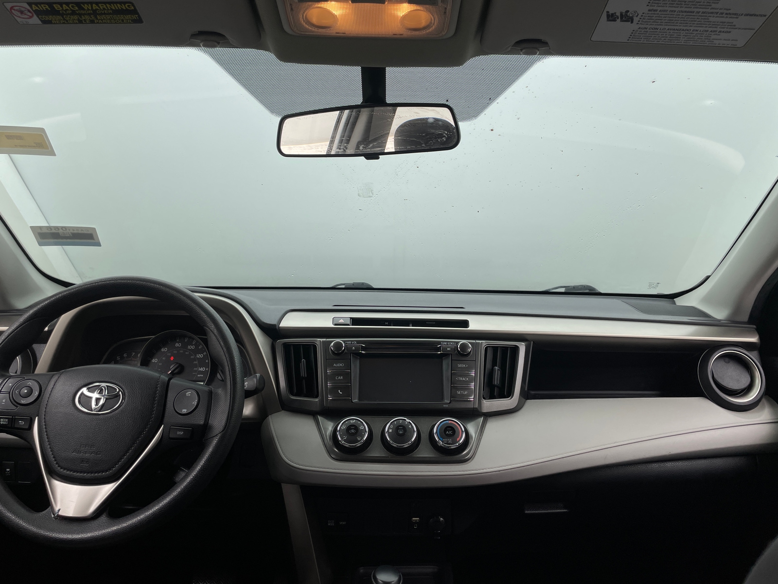 Thumbnail: 2015 Toyota RAV4 - 3