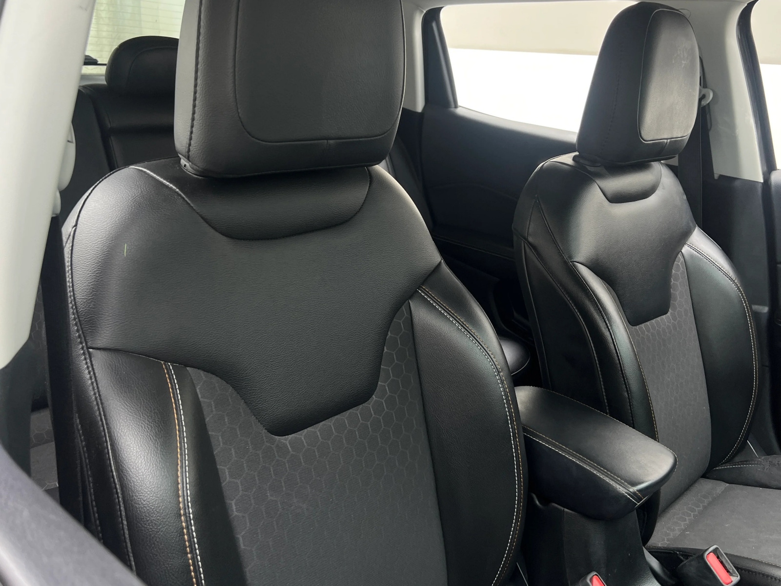 Thumbnail: 2018 Jeep Compass - 2