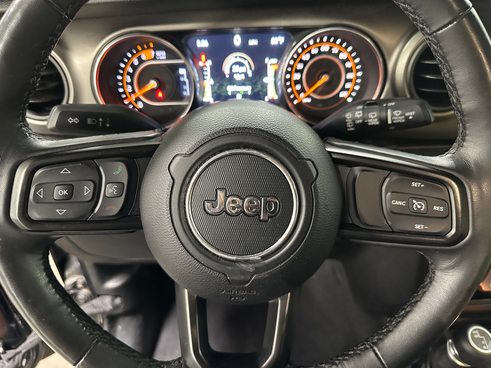 Thumbnail: 2019 Jeep Wrangler - 5