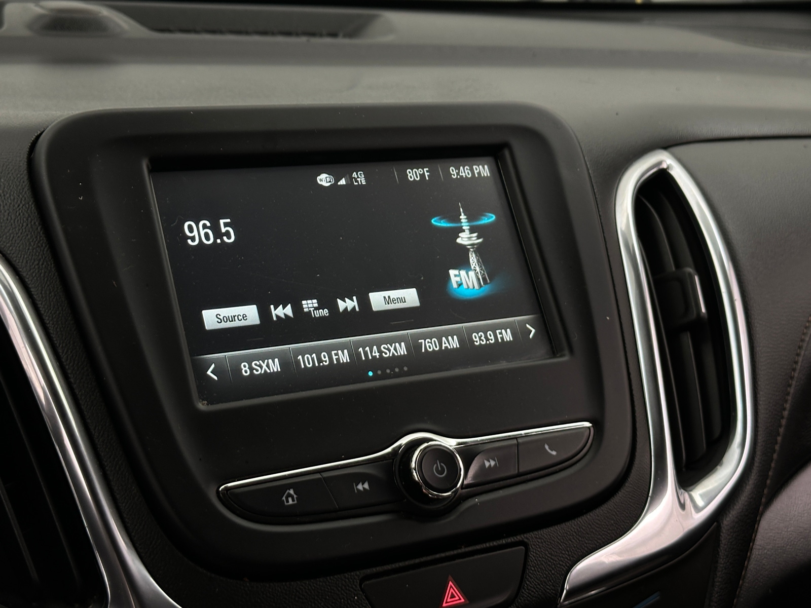 Thumbnail: 2018 Chevrolet Equinox - 4