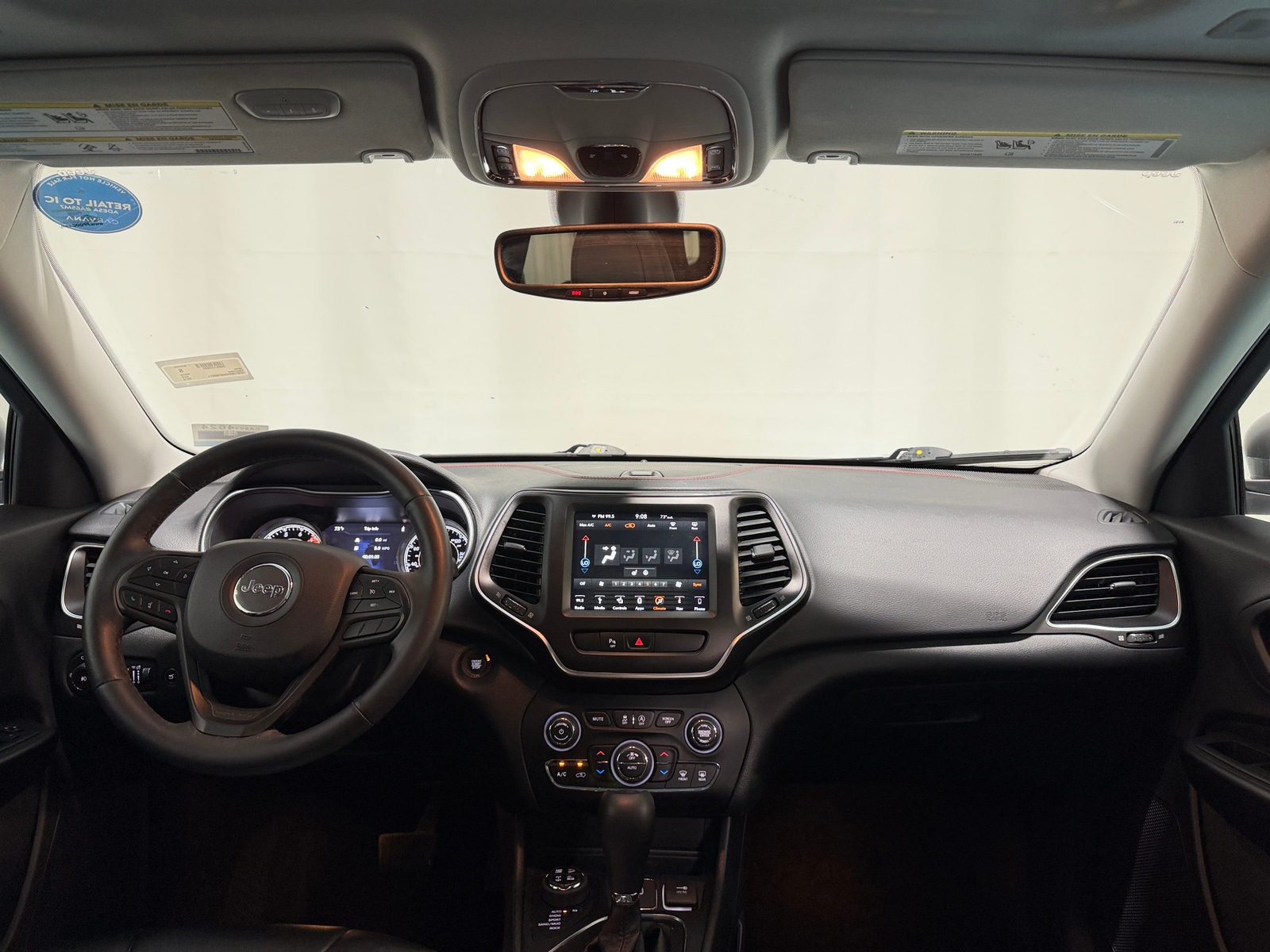 Thumbnail: 2019 Jeep Cherokee - 3