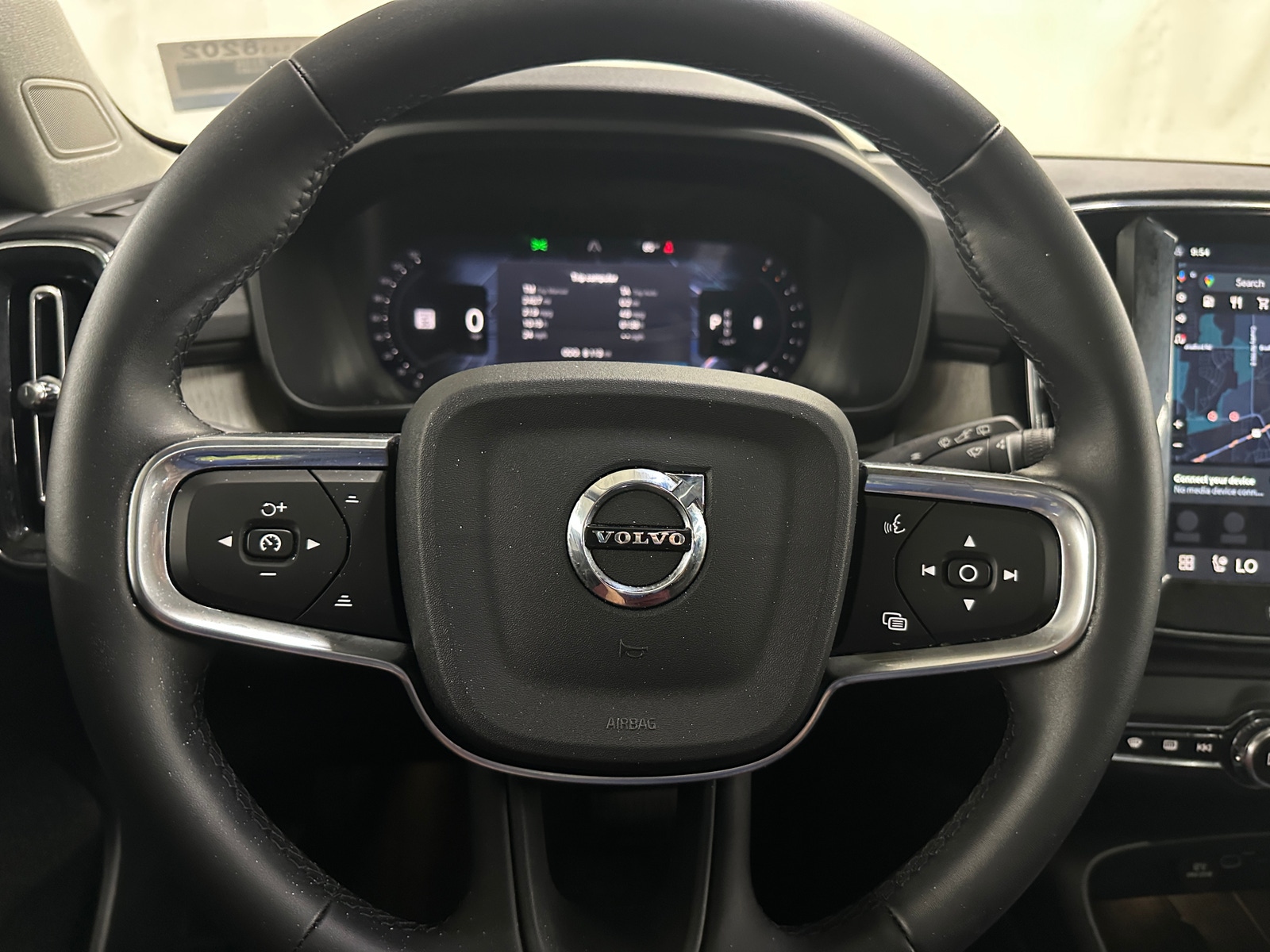 Thumbnail: 2026 Volvo XC40 - 5
