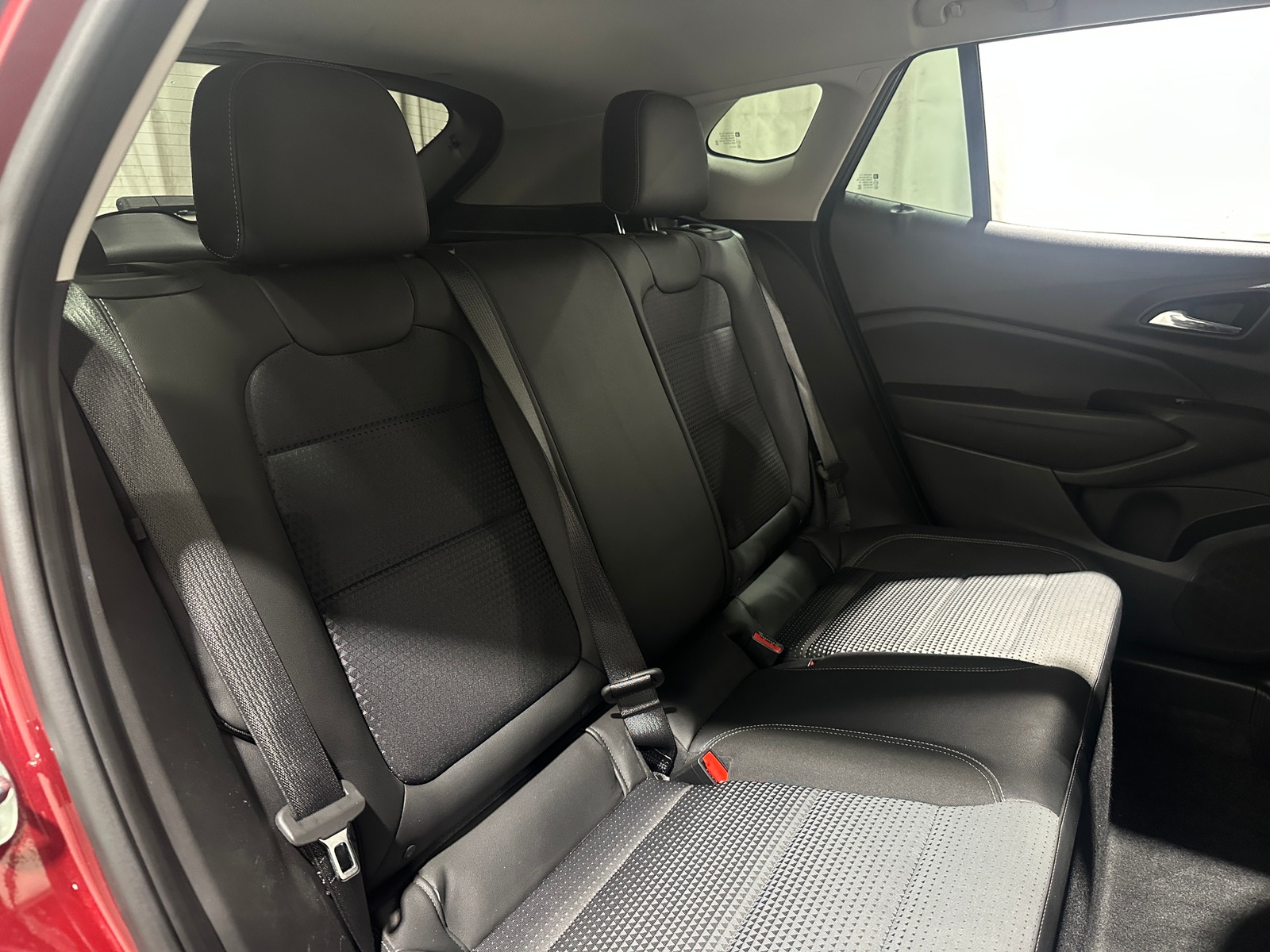 Thumbnail: 2025 Chevrolet Trax - 5