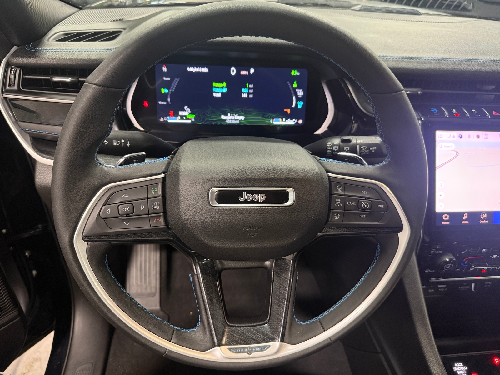 Thumbnail: 2024 Jeep Grand Cherokee - 4