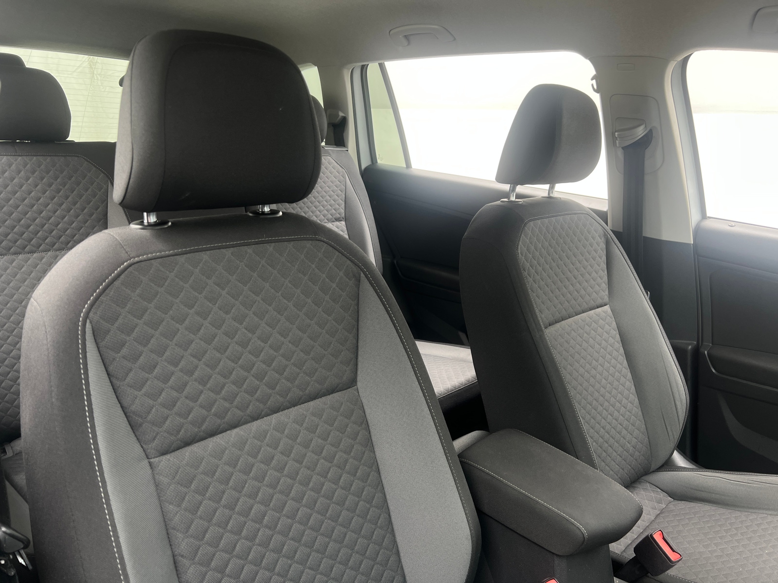 Thumbnail: 2020 Volkswagen Tiguan - 2