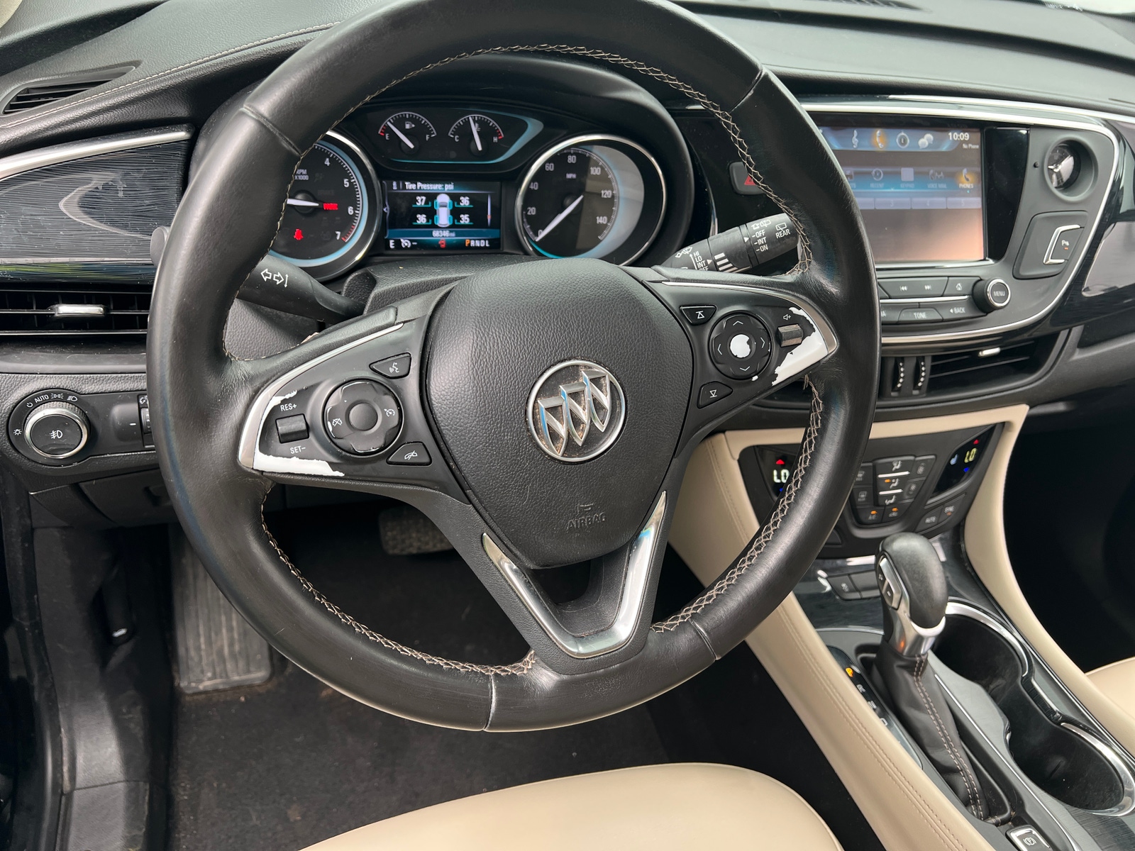 Thumbnail: 2017 Buick Envision - 4
