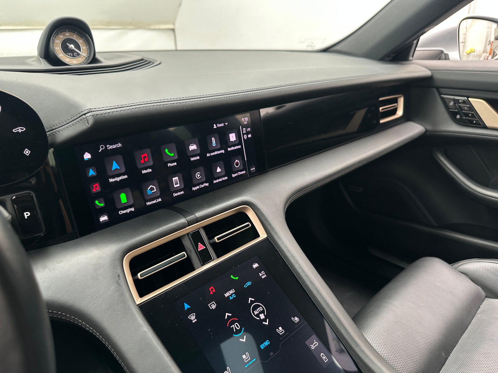 Thumbnail: 2020 Porsche Taycan - 3
